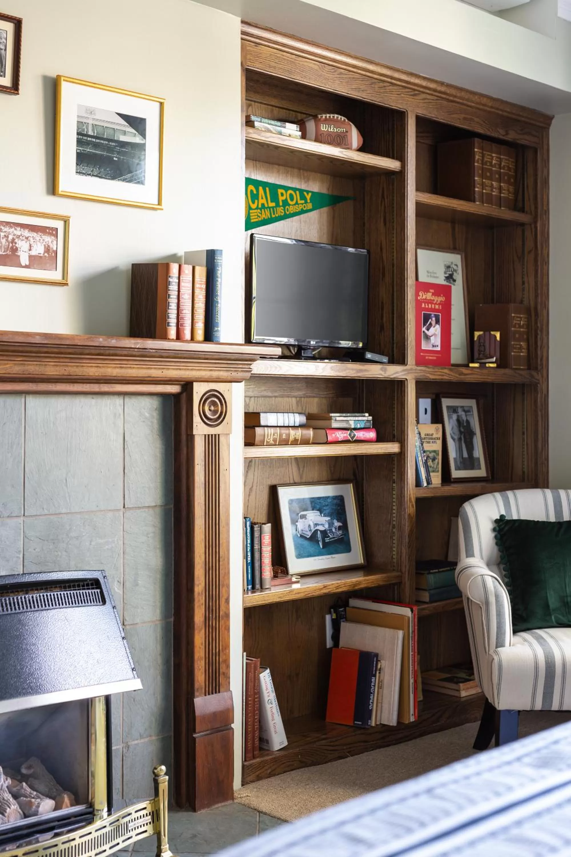 Library, Bed in Garden Street Inn Downtown San Luis Obispo, A Kirkwood Collection Hotel