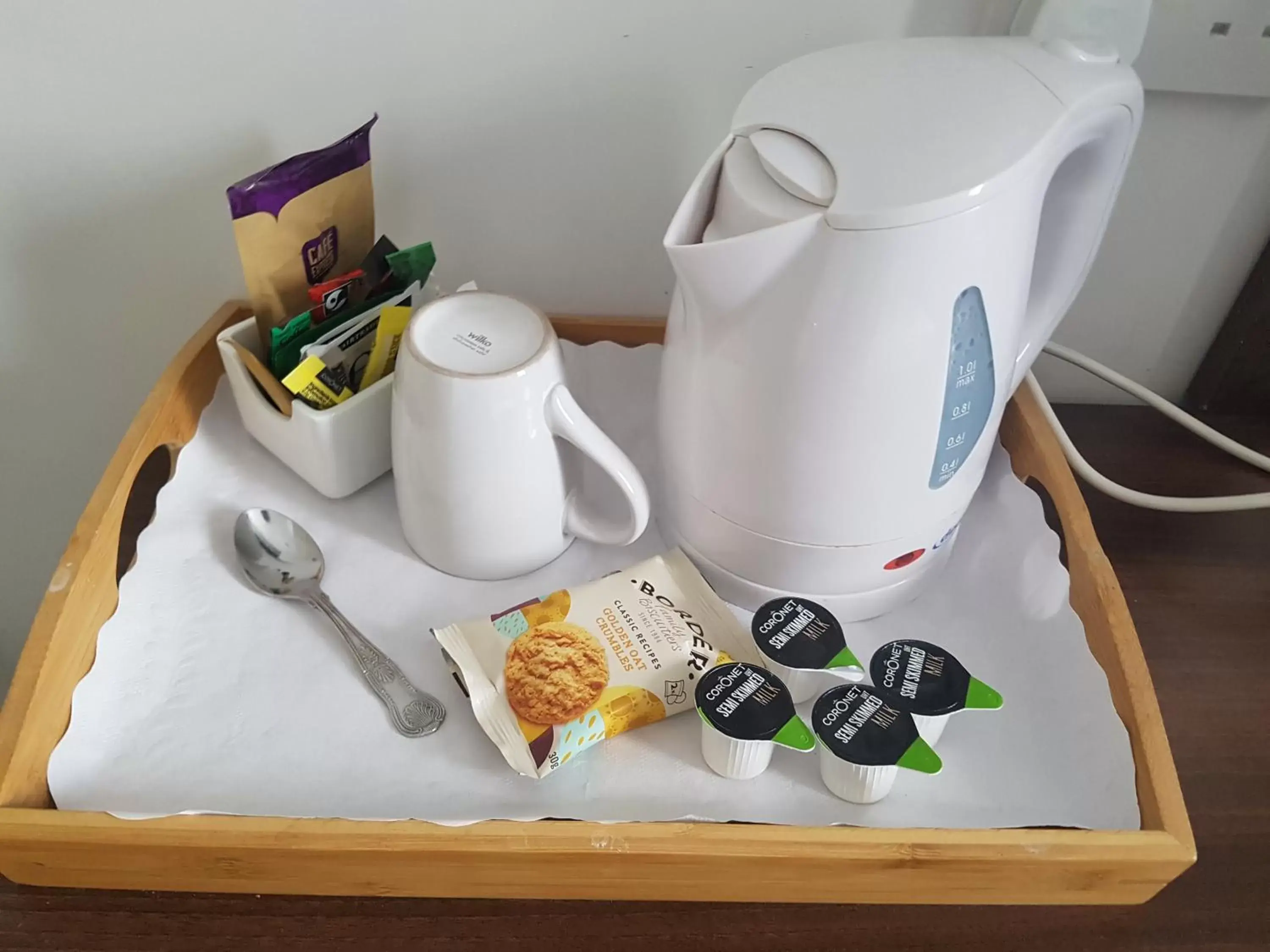 Coffee/Tea Facilities in Best Western Priory Hotel