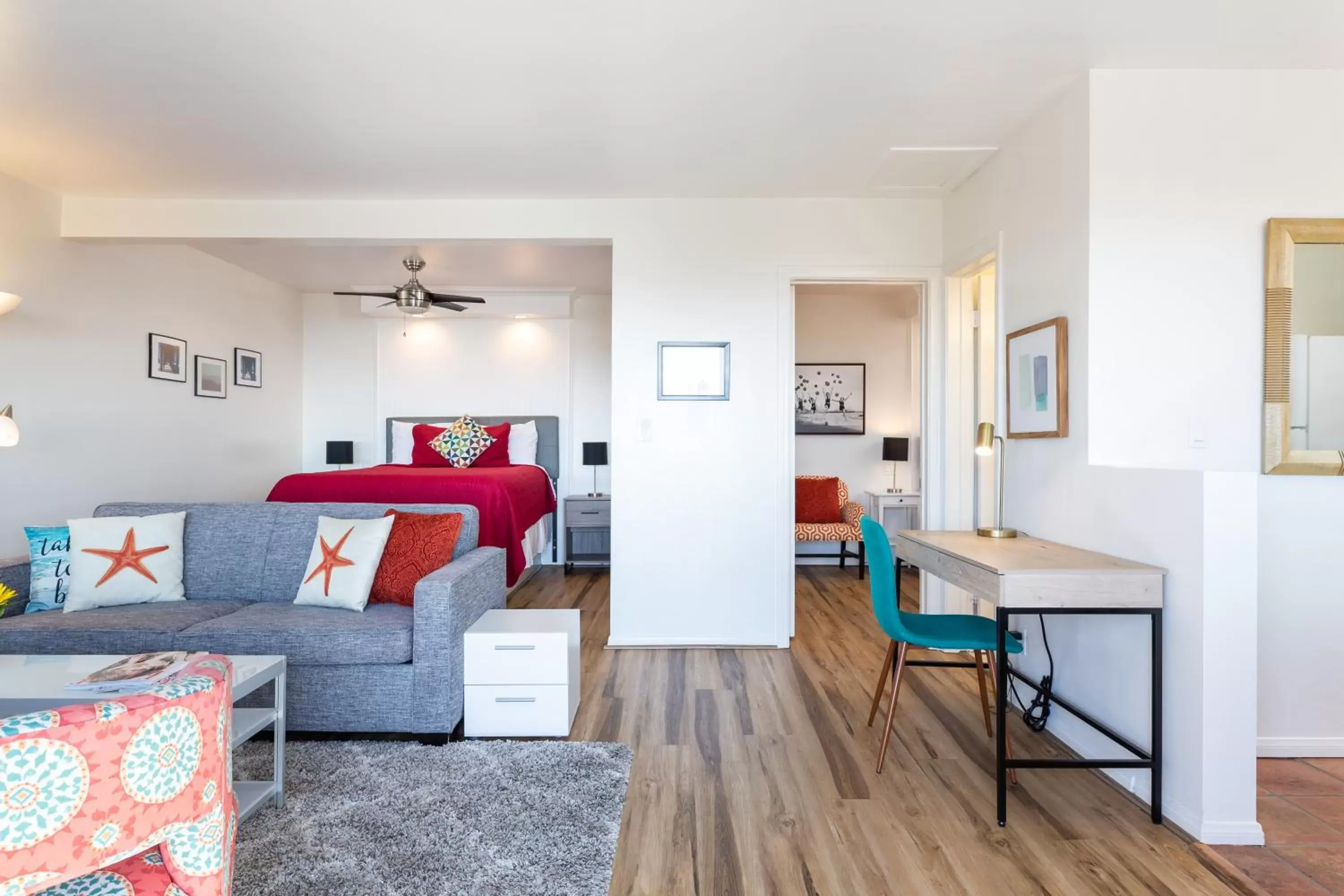 Executive Suite in The Sea View Inn At The Beach Executive Suite in The Sea View Inn At The Beach