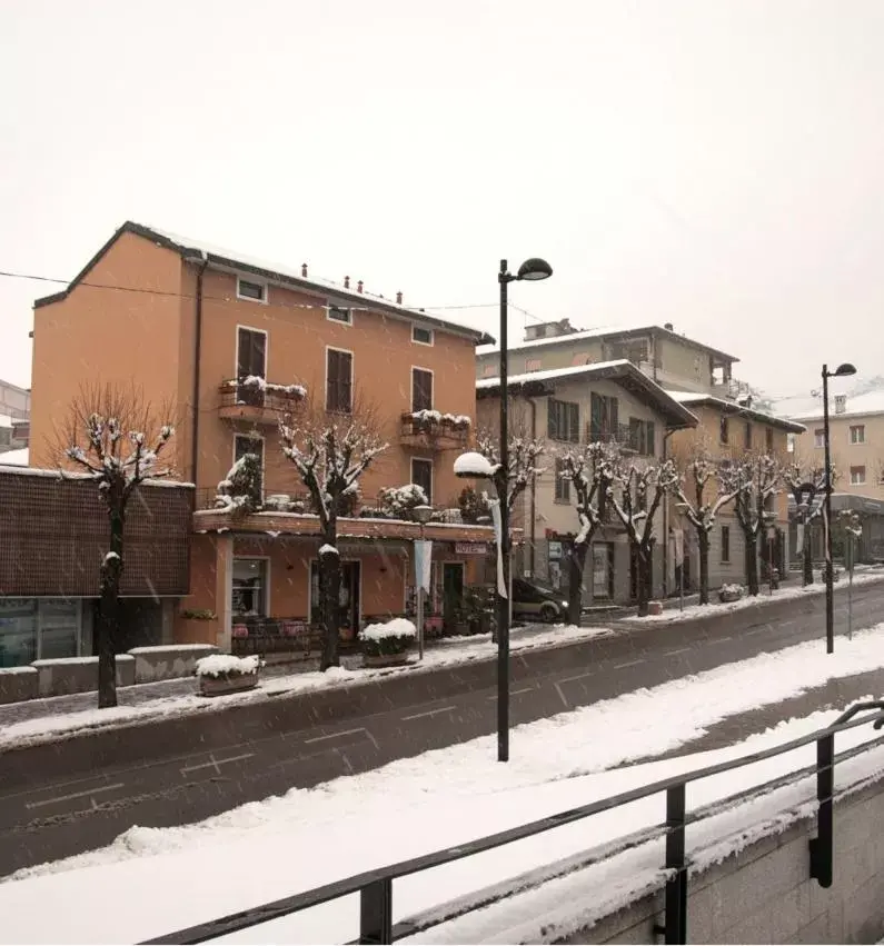 Street view, Winter in Hotel Locanda Mel