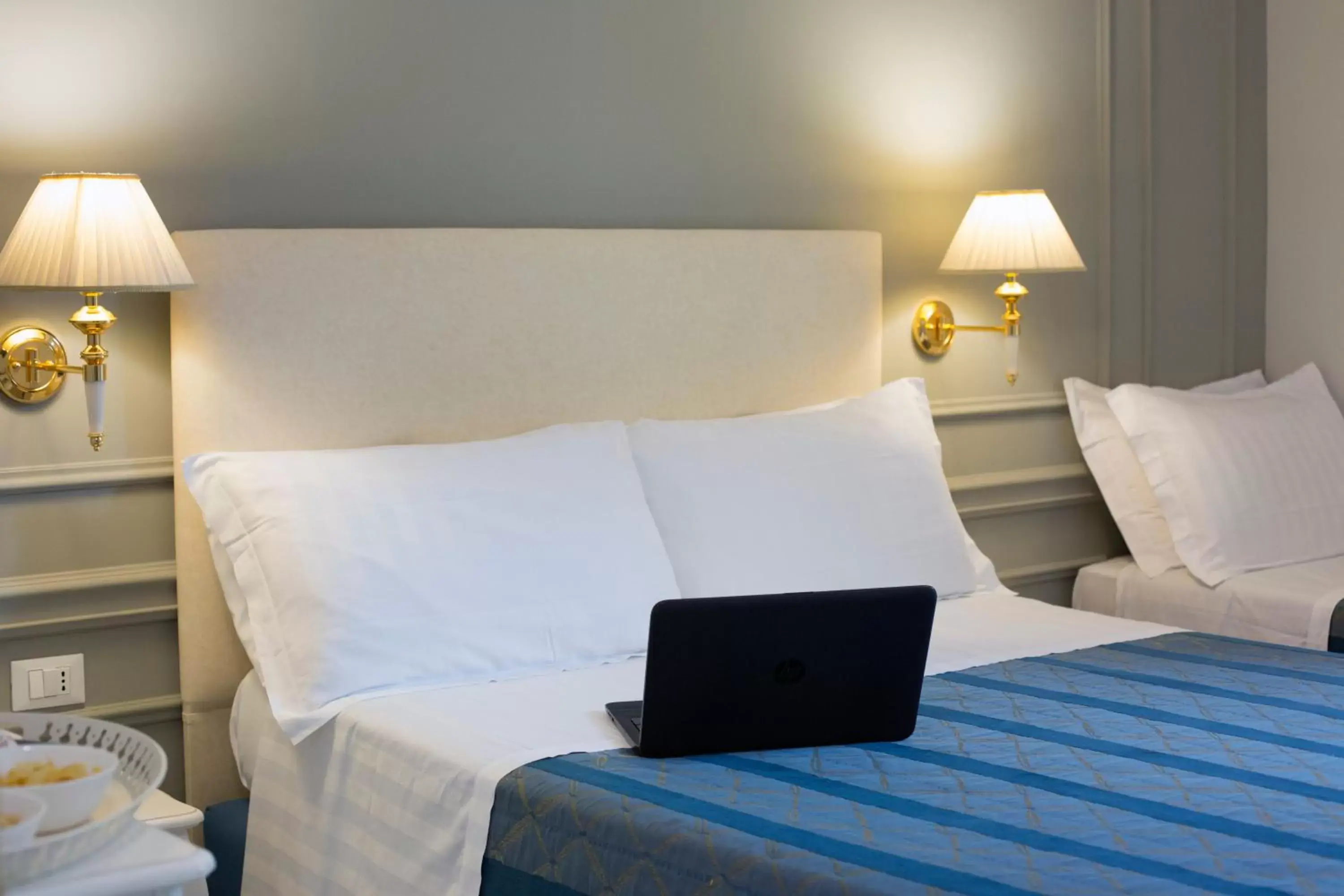 Bedroom, Bed in Ruins B&B Bedroom, Bed in Ruins B&B