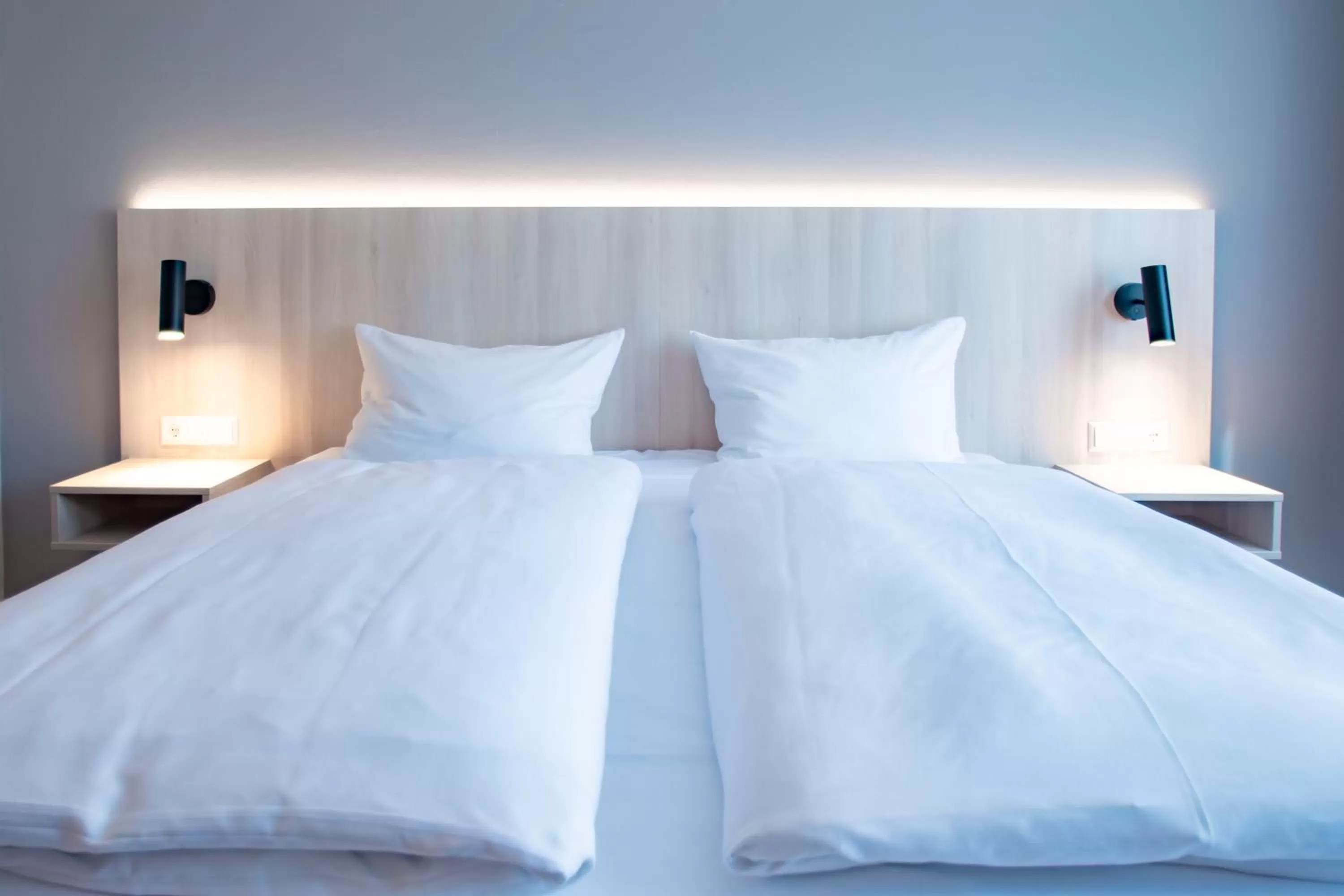 Photo of the whole room, Bed in Taste Hotel Hockenheim