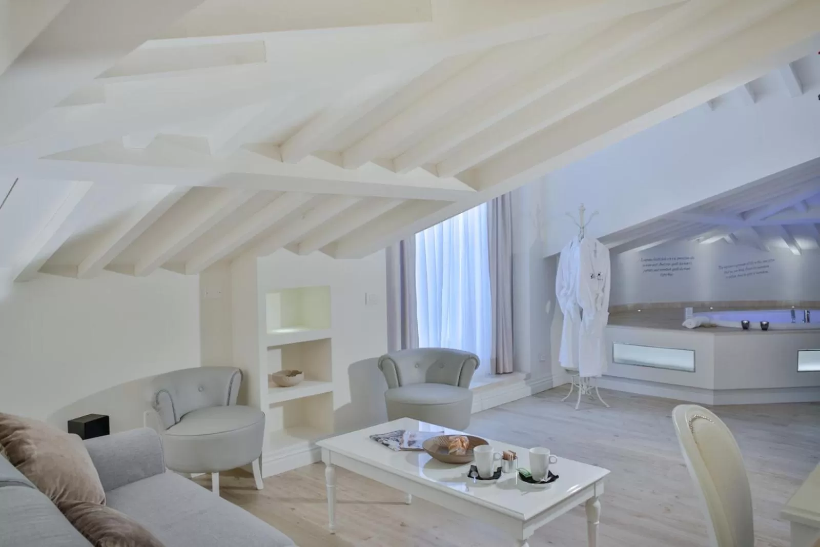 Bedroom in VILLA LIBERTY Boutique Hotel - Borgo Capitano Collection