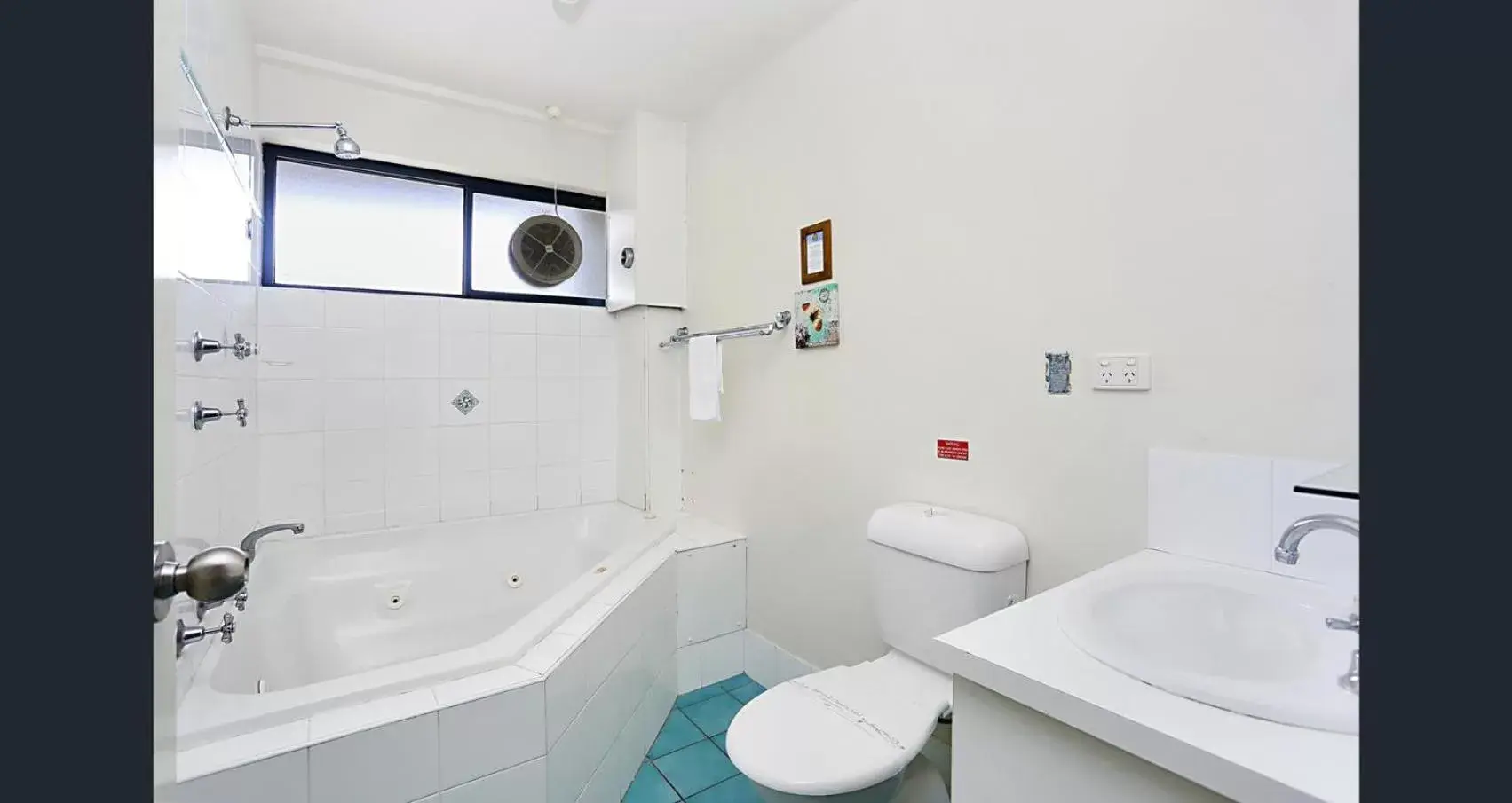 Toilet, Bathroom in Nelson Bay Breeze