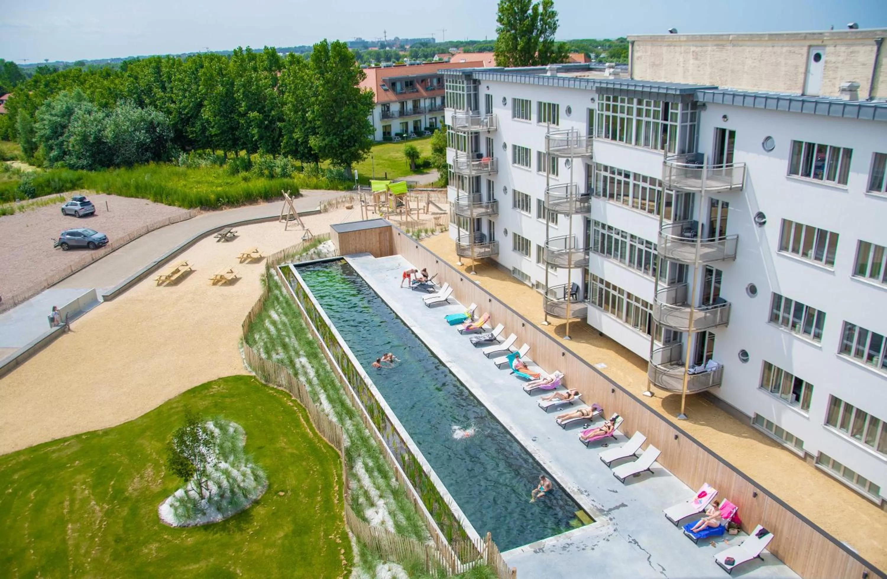 Swimming pool in West Bay
