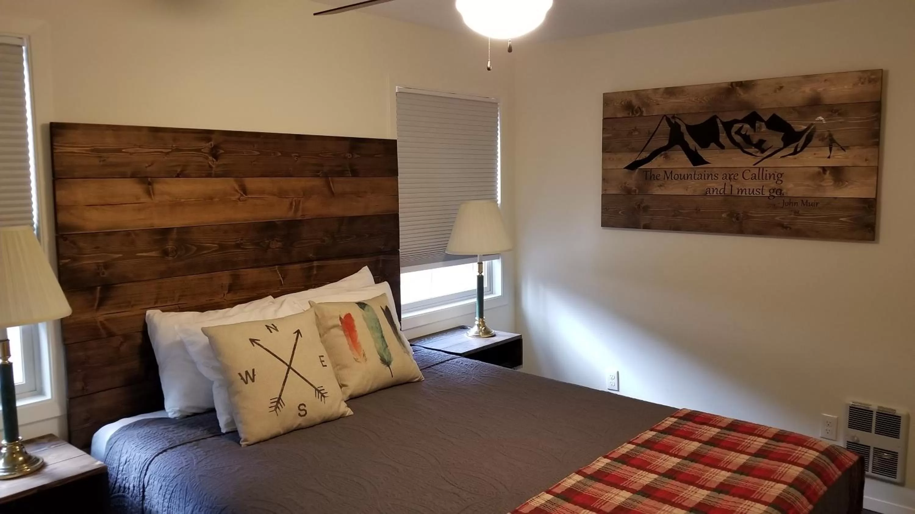 Bed in Eagle Cap Chalets