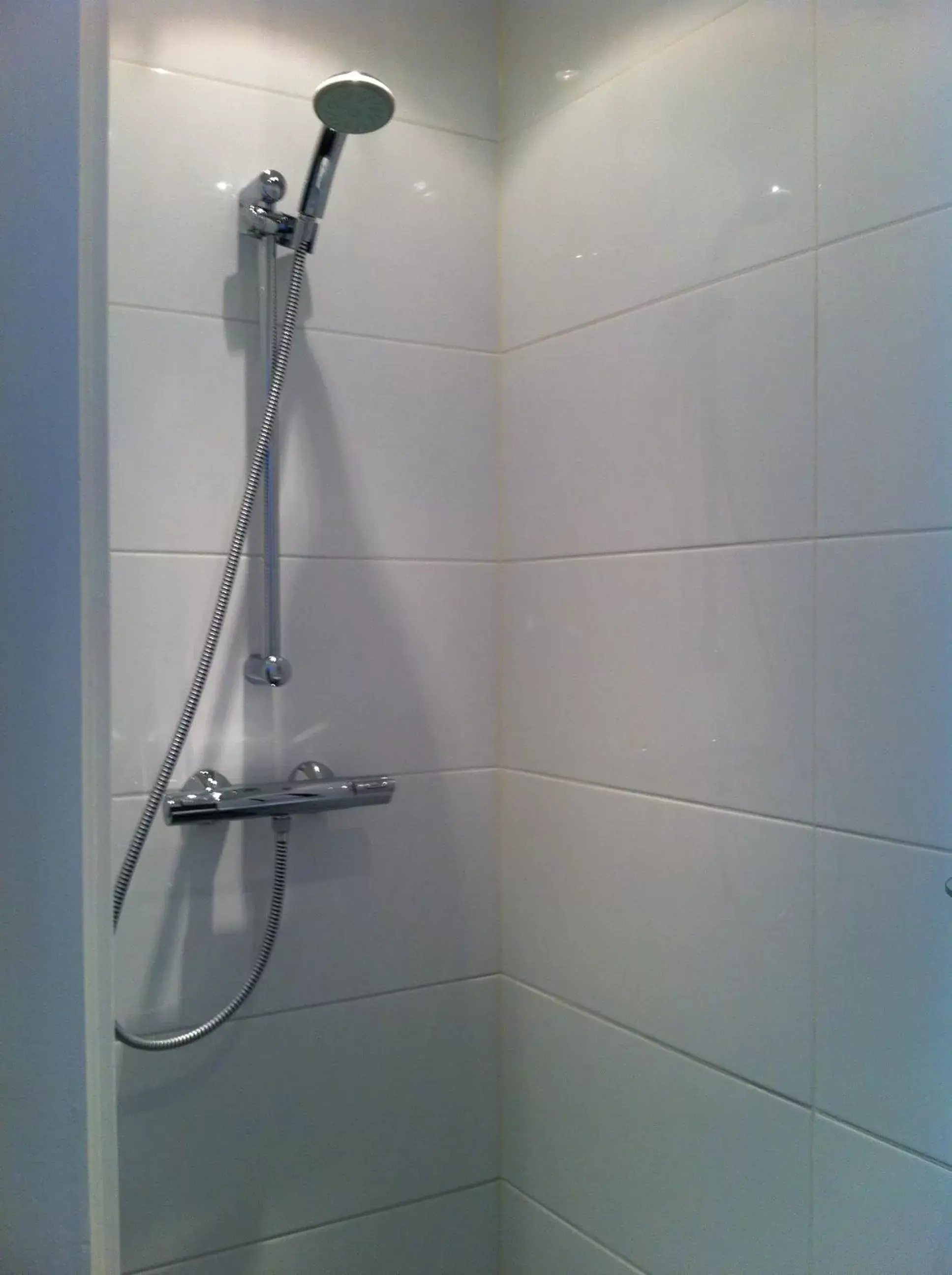 Shower, Bathroom in Hotel Hortus
