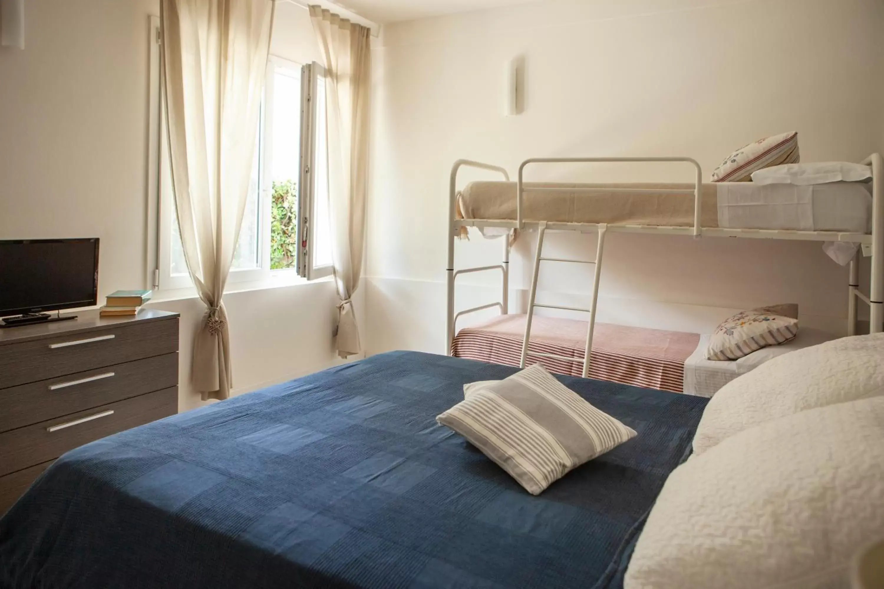 Bedroom, Bunk Bed in Residence Sunrise Cesenatico