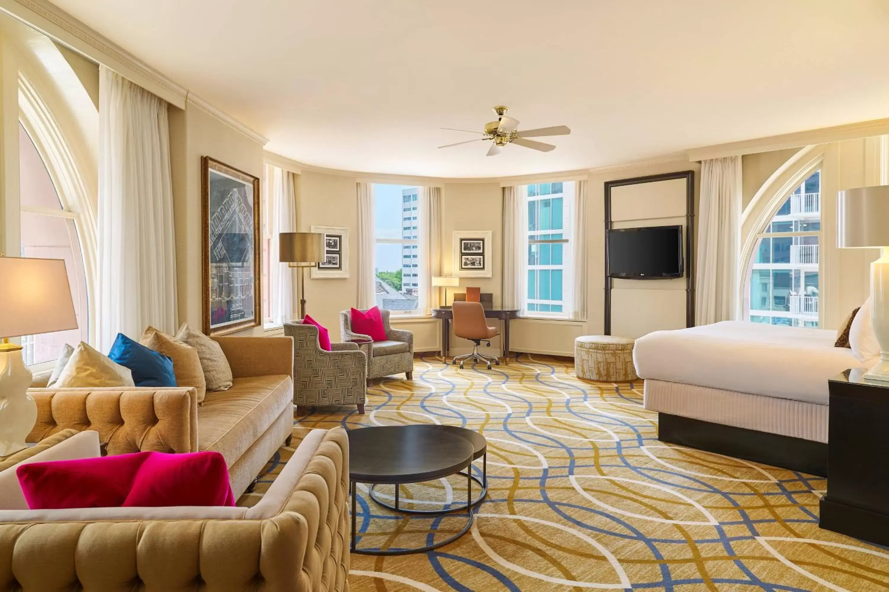 Photo of the whole room, Seating Area in The Brown Palace Hotel and Spa, Autograph Collection