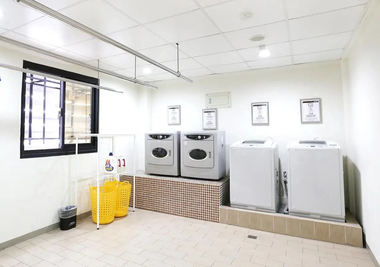 Bathroom in Royal Group Hotel Ho Yi Branch