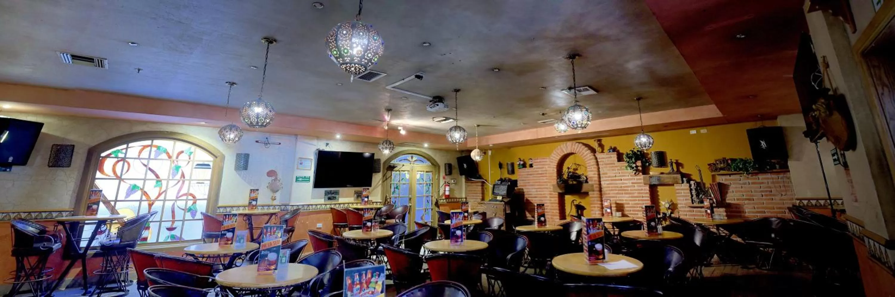 Lounge or bar in Business Hotel & Suites María Bonita