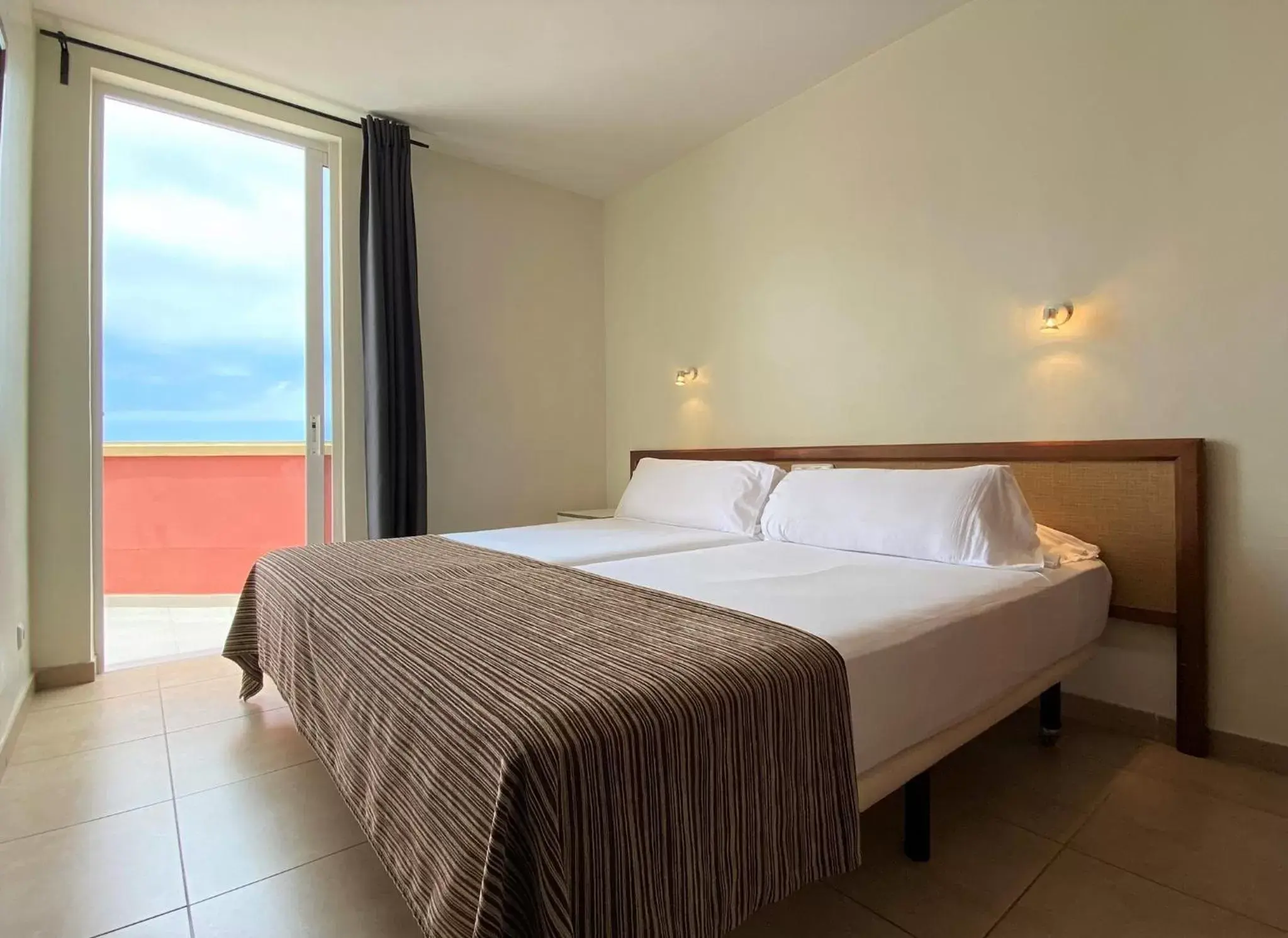 Bedroom, Bed in Laguna Park 2 Bedroom, Bed in Laguna Park 2