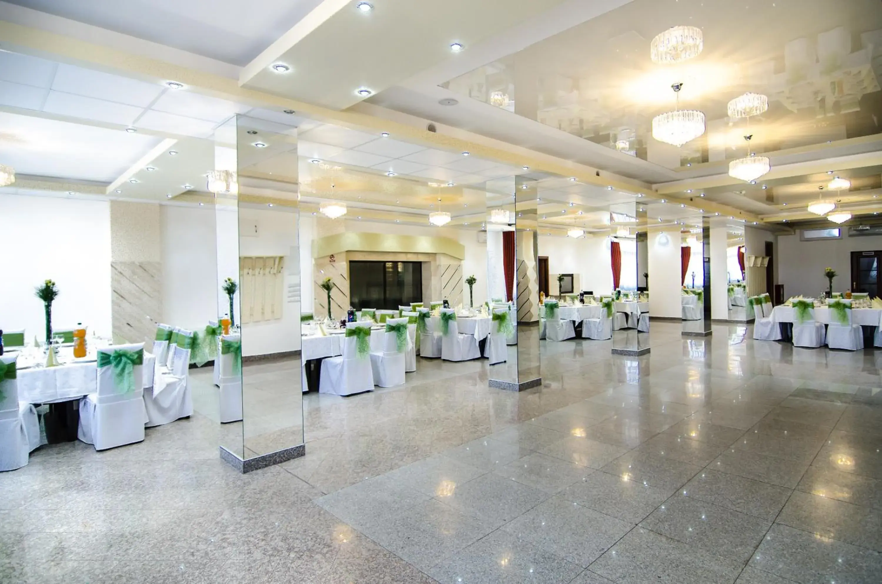 Banquet/Function facilities, Banquet Facilities in Hotel Seneca