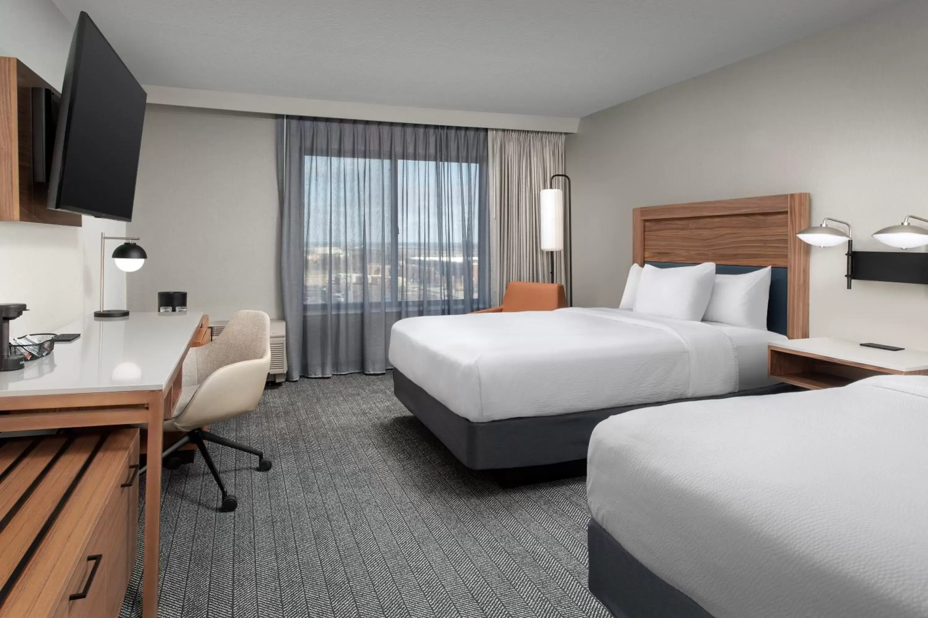 Bedroom, Bed in Courtyard by Marriott Dayton Beavercreek