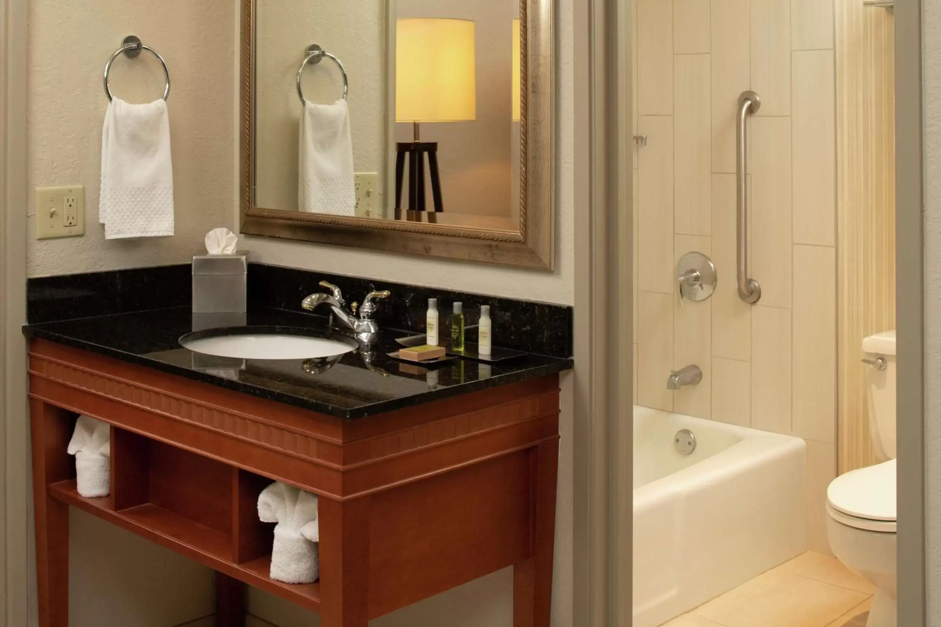 Bathroom in DoubleTree Suites by Hilton Seattle Airport/Southcenter