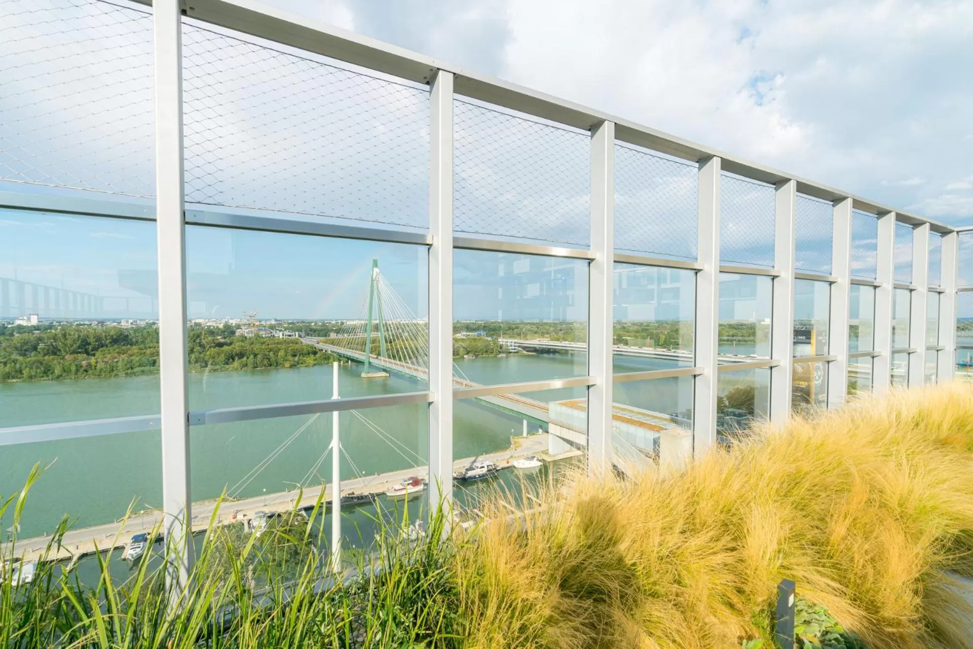 Balcony/Terrace in Vienna Residence, Marina Tower - Danube