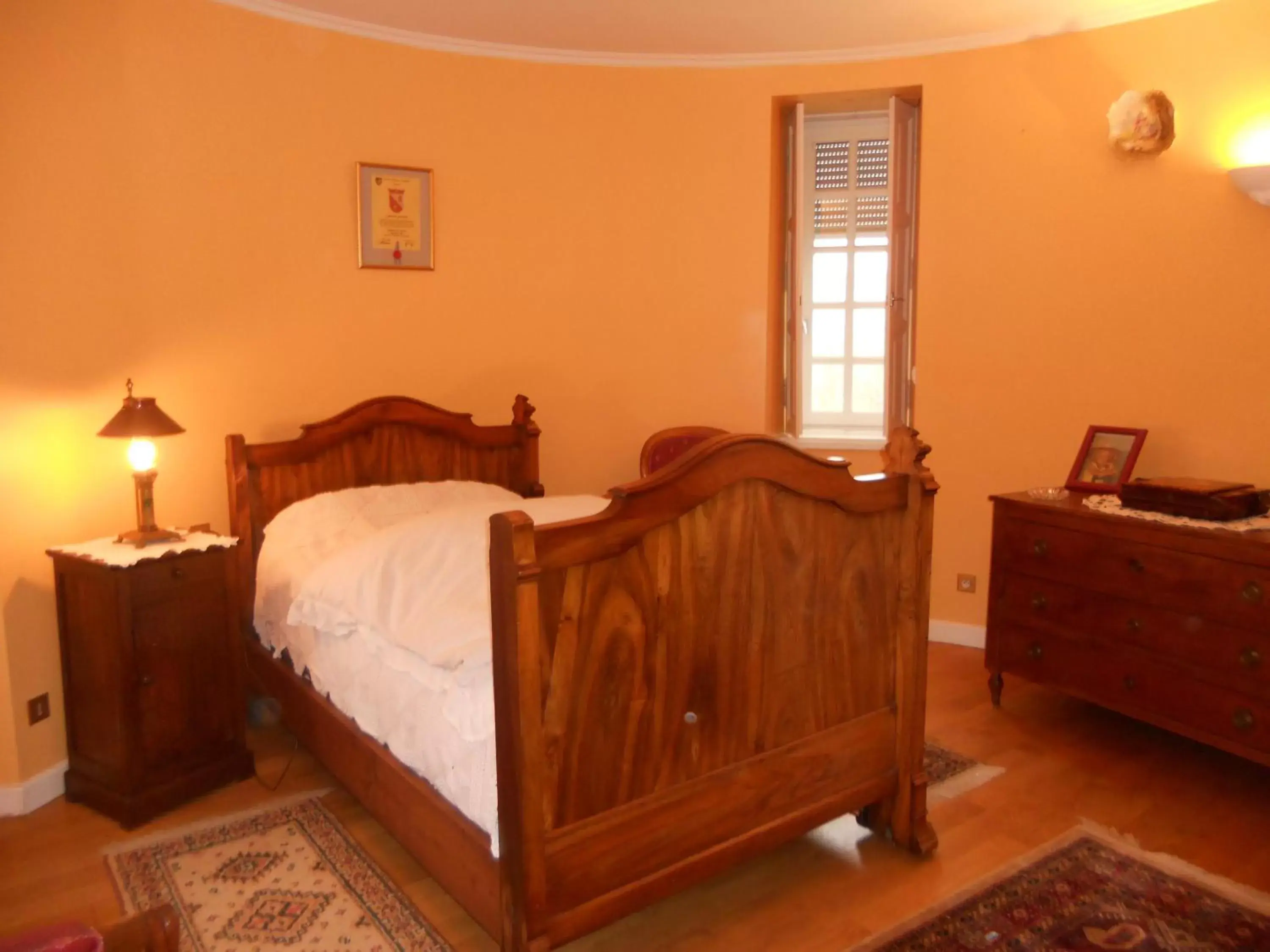 Bedroom, Bed in Château de la Moissetie