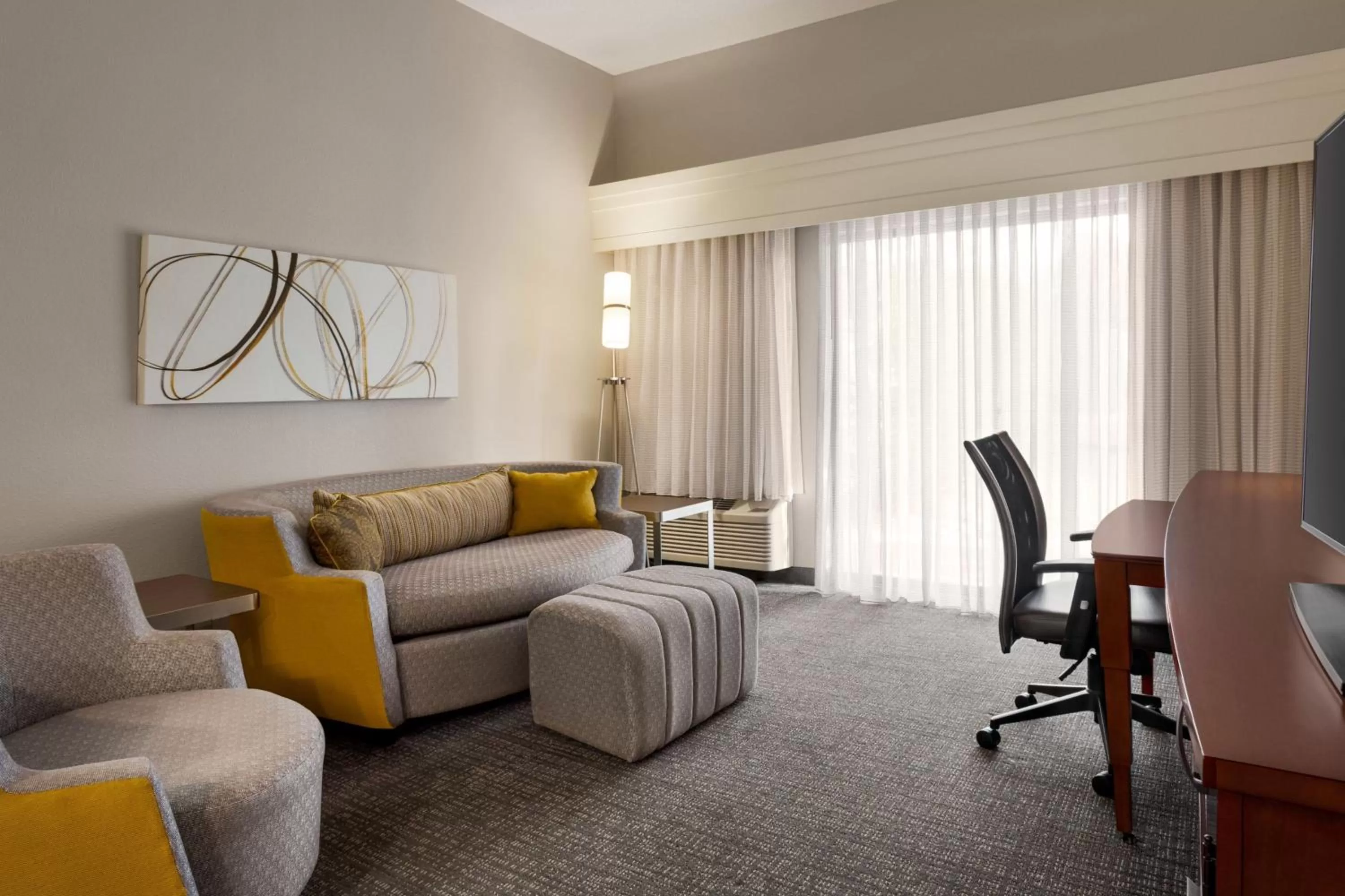 Living room in Courtyard Tupelo