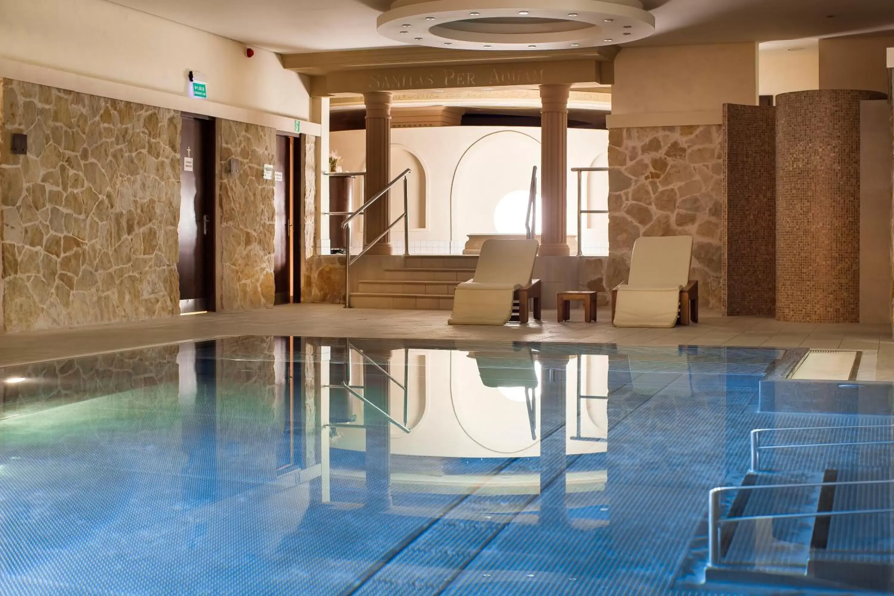 Swimming Pool in Hotel Król Kazimierz