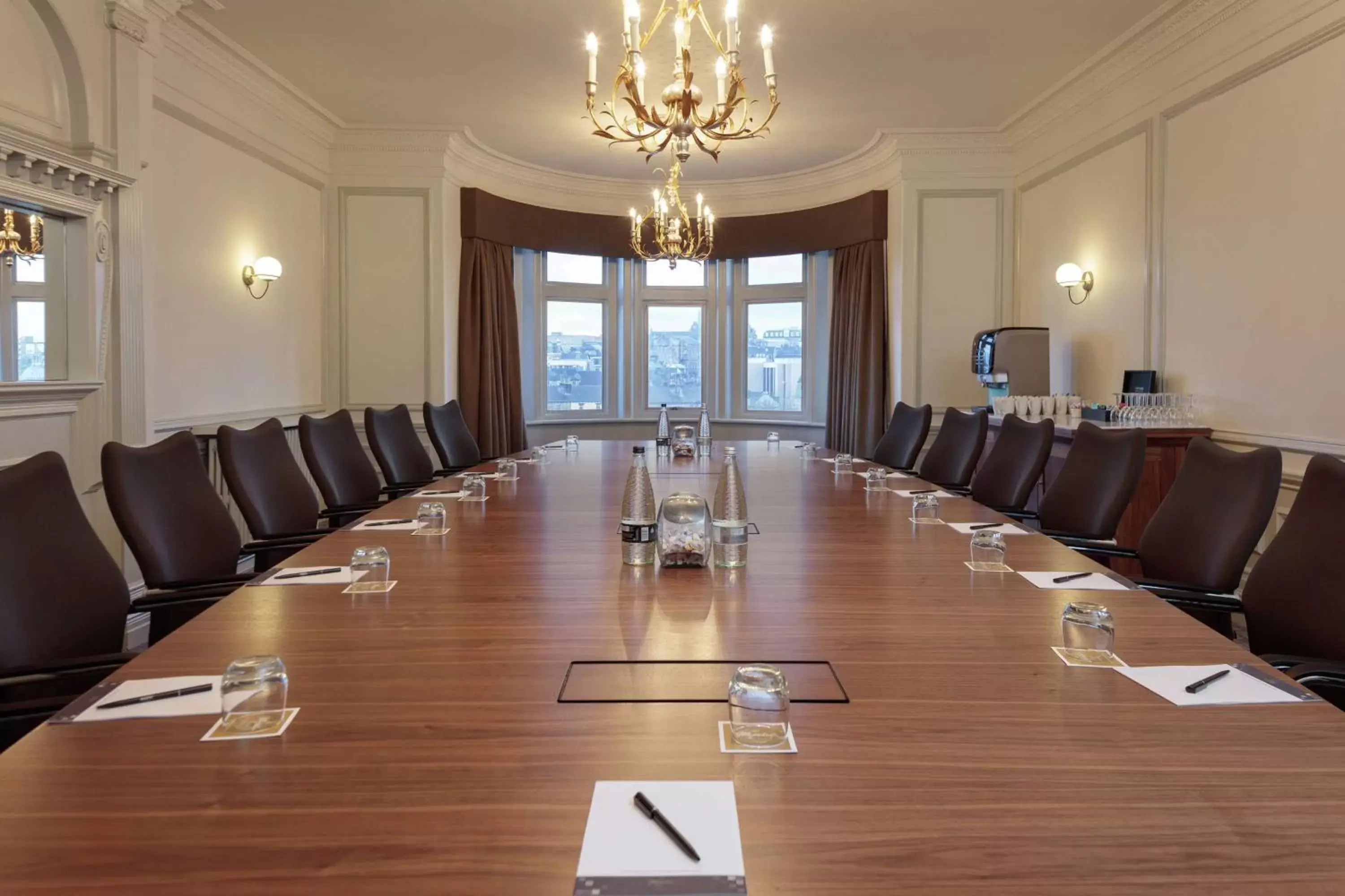 Meeting/conference room in DoubleTree by Hilton Harrogate Majestic Hotel & Spa