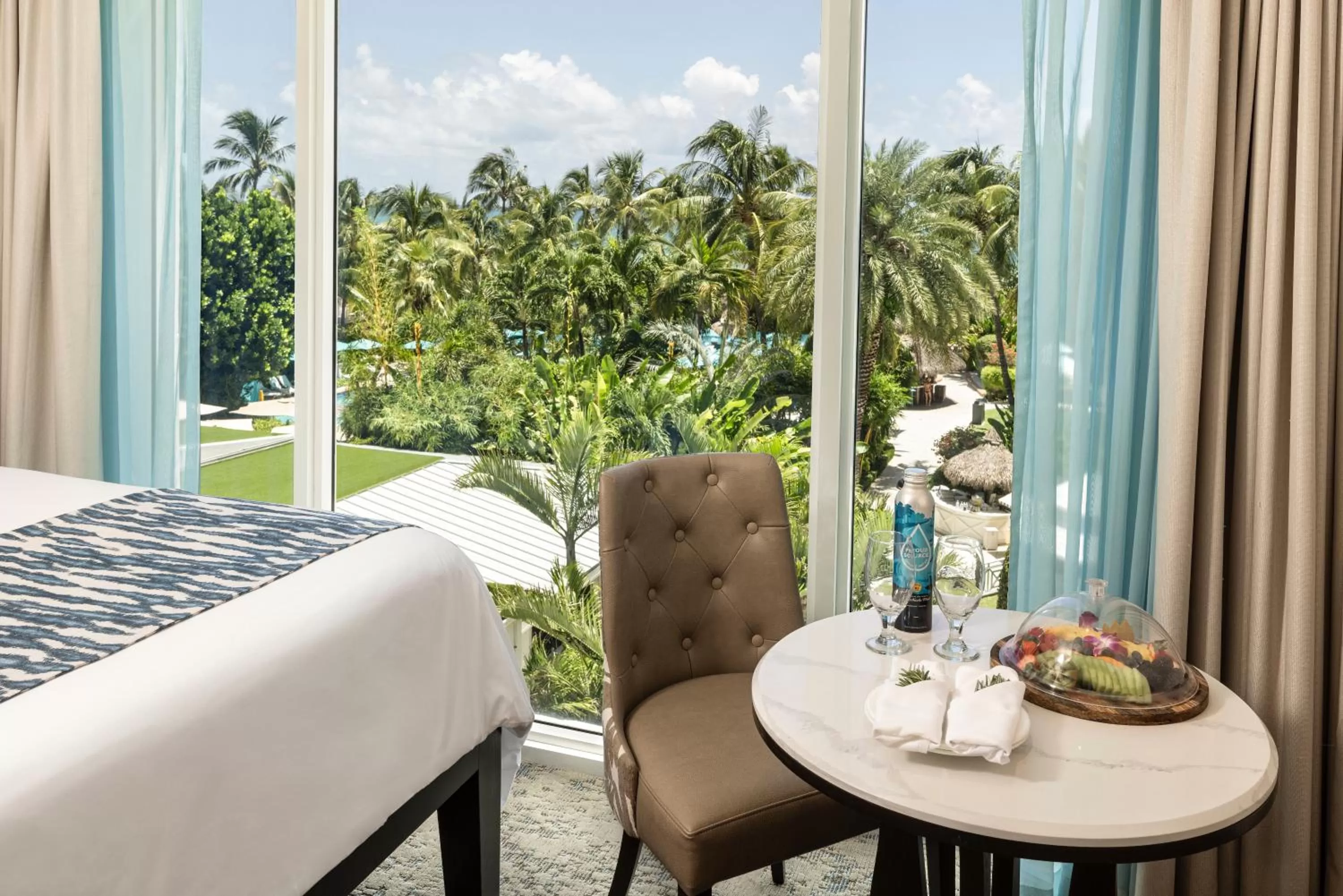 Seating area in The Palms Hotel & Spa