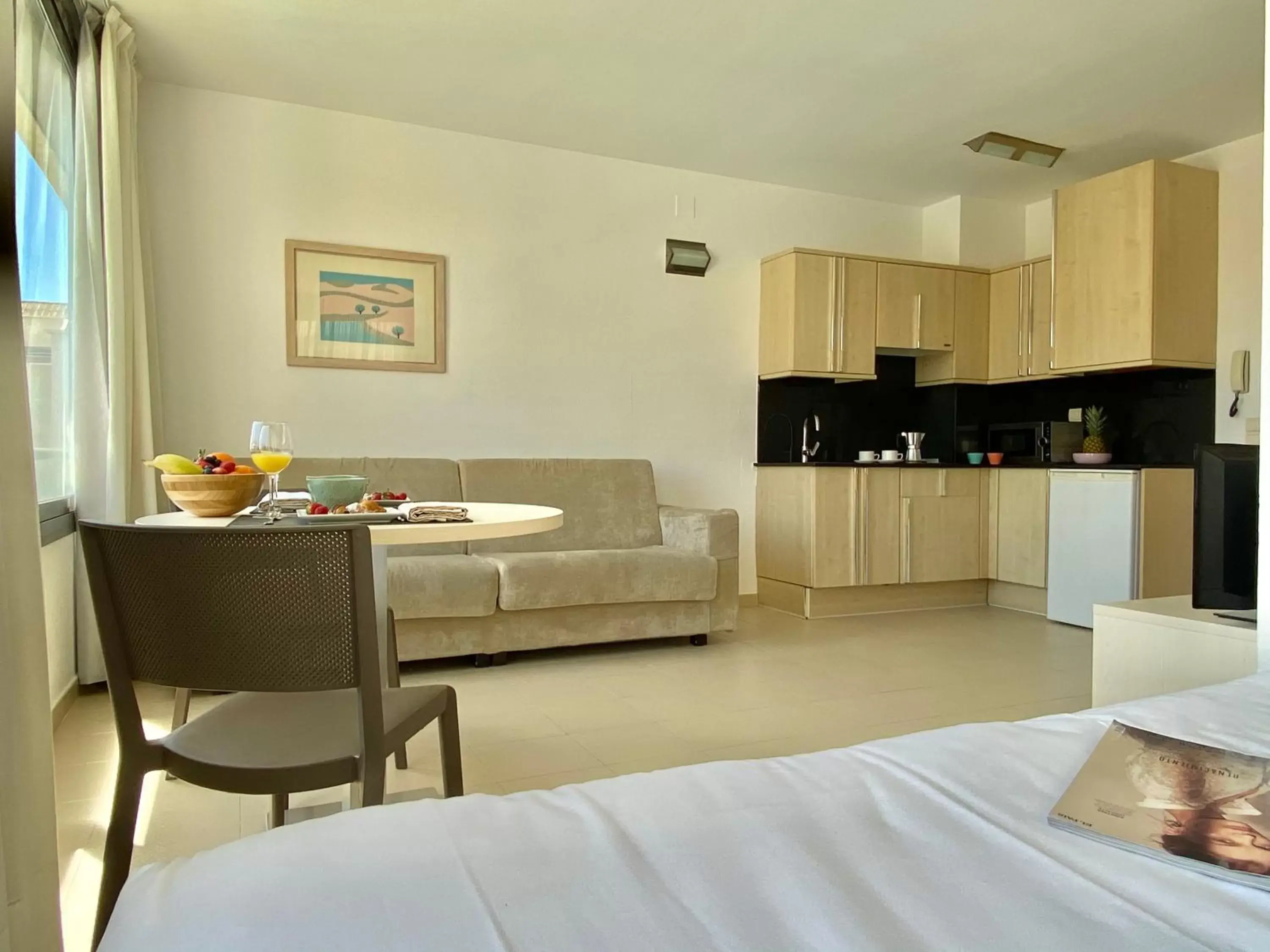 Kitchen/Kitchenette in Atenea Park Suites & Apartments