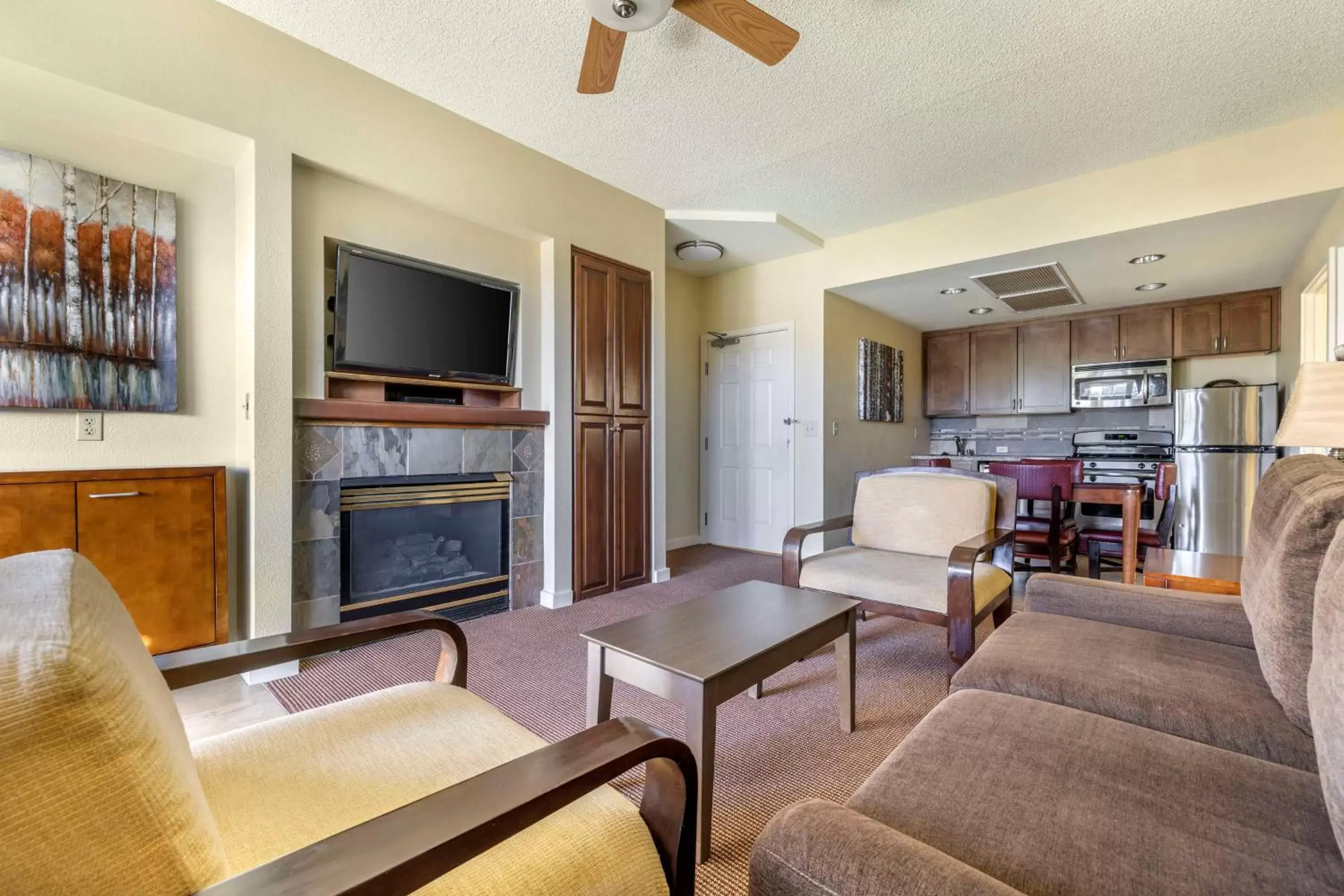 Living room, Seating Area in Hilton Vacation Club Lake Tahoe Resort