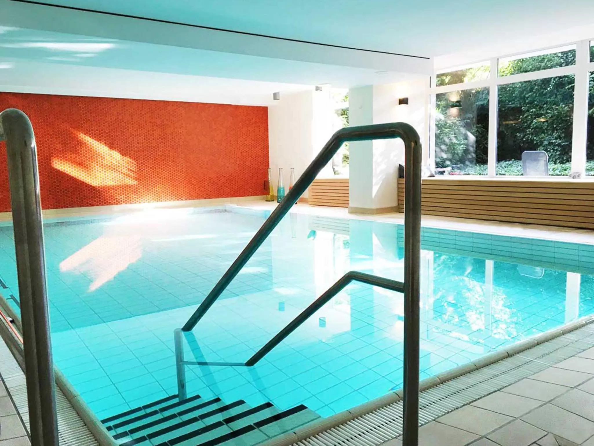 Swimming pool in Hotel Ancora Timmendorfer Strand, Pool inklusive