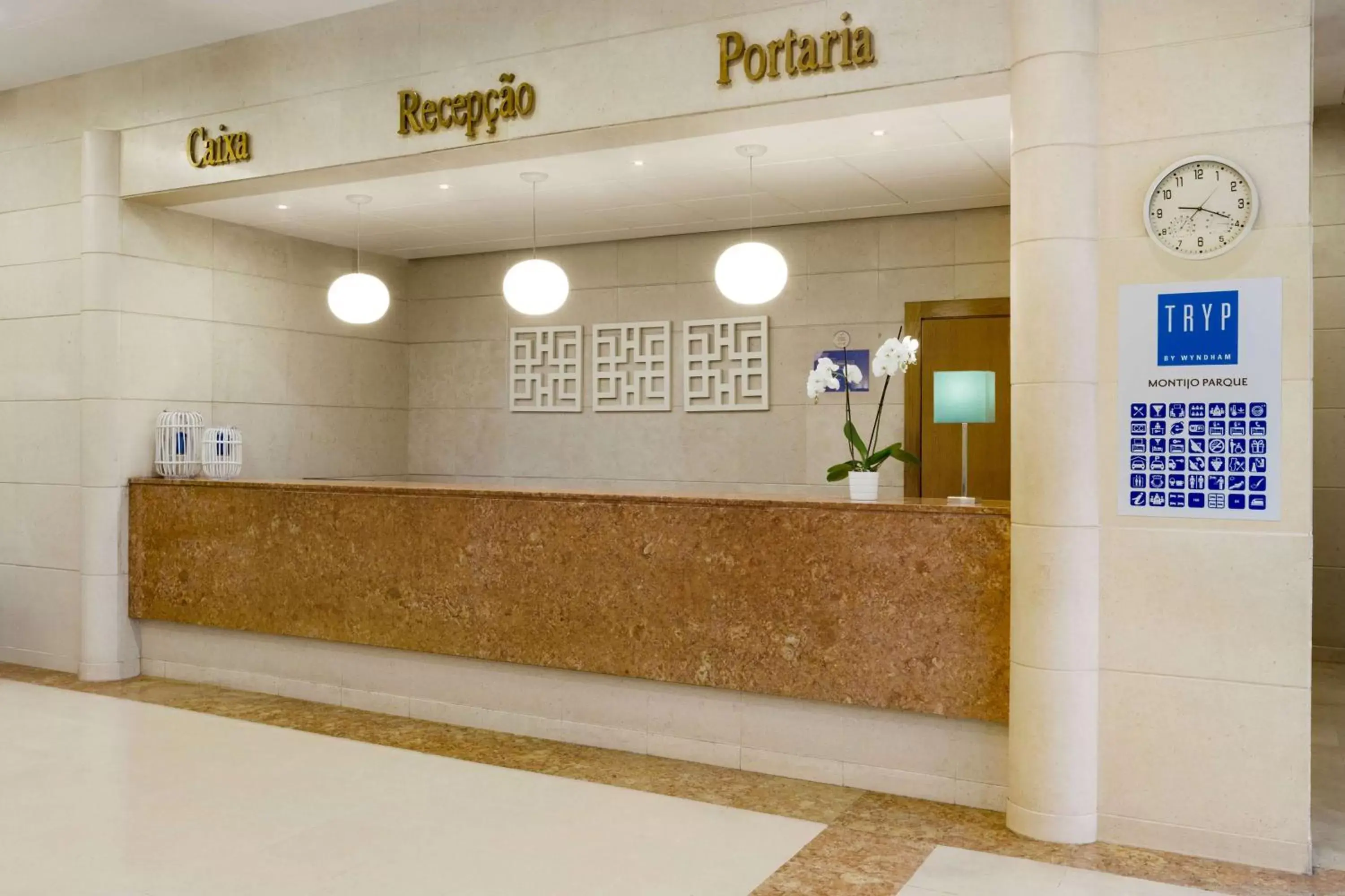 Lobby or reception, Lobby/Reception in TRYP by Wyndham Montijo Parque Hotel