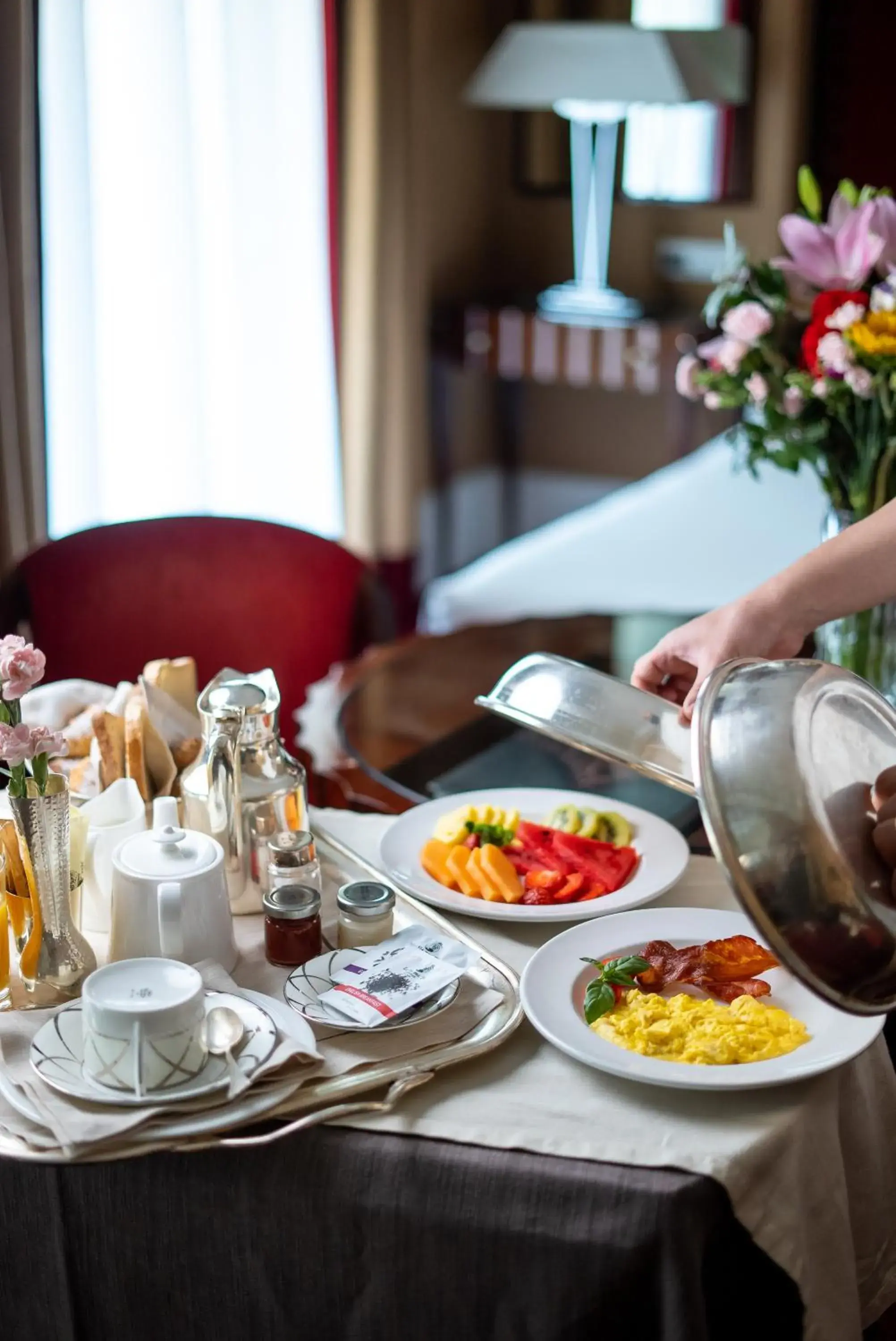 Breakfast, Restaurant/Places to Eat in Hotel Lord Byron - Small Luxury Hotels Of The World