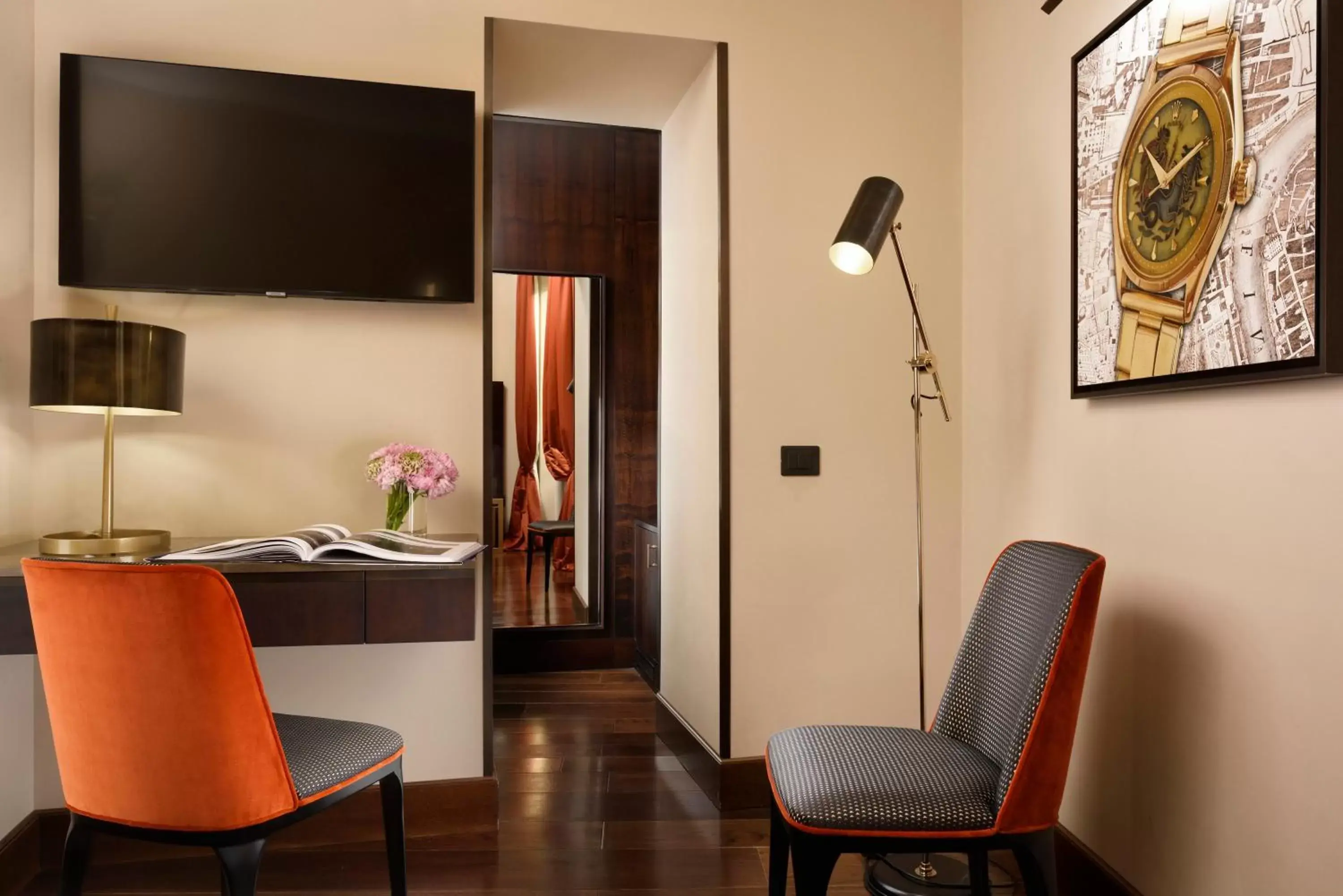 TV and multimedia, TV/Entertainment Center in Hotel L'Orologio Roma - WTB Hotels