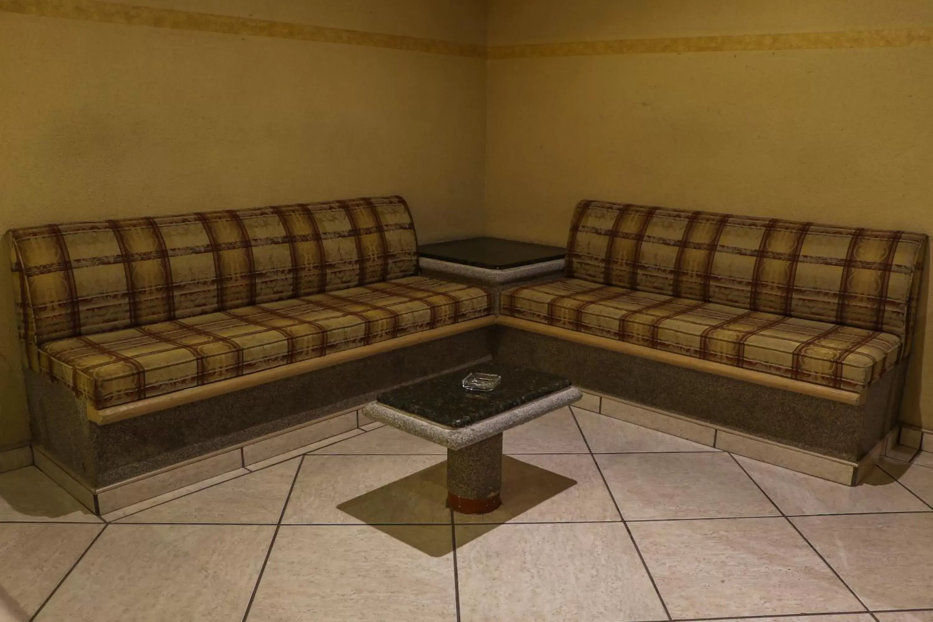 Living room, Seating Area in Motel Caribe