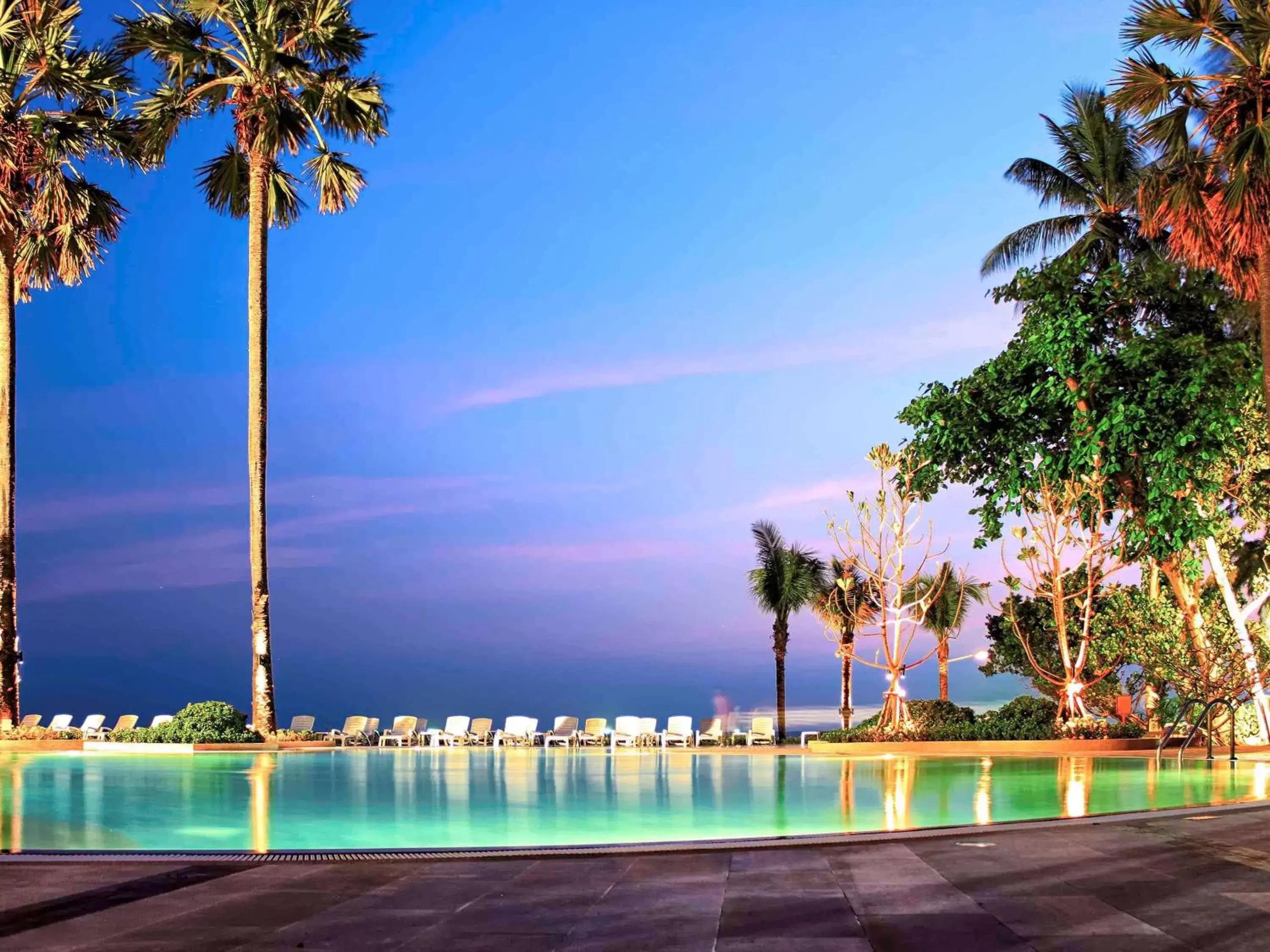 Pool view, Swimming Pool in Novotel Rayong Rim Pae Resort