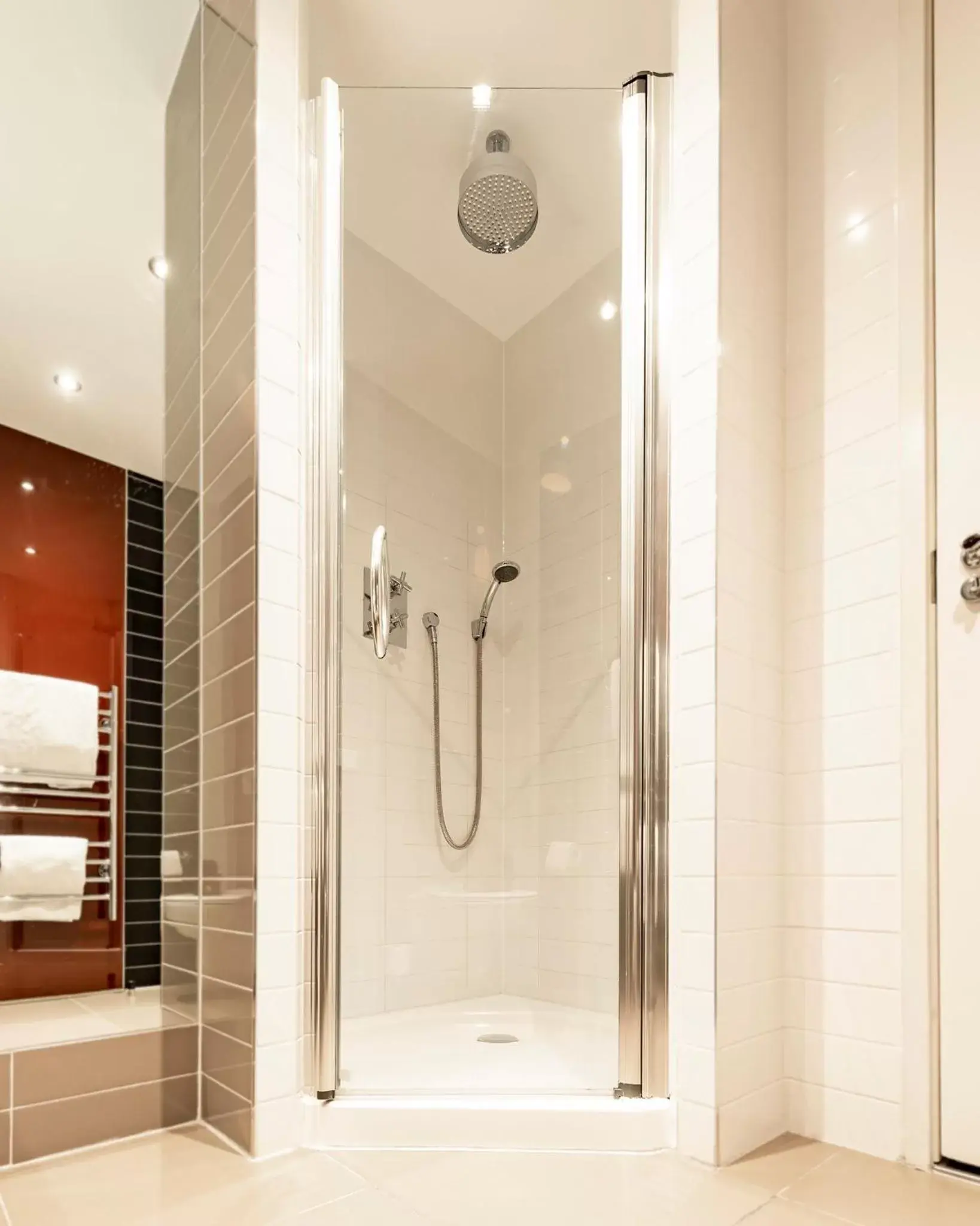 Shower, Bathroom in Dakota Eurocentral