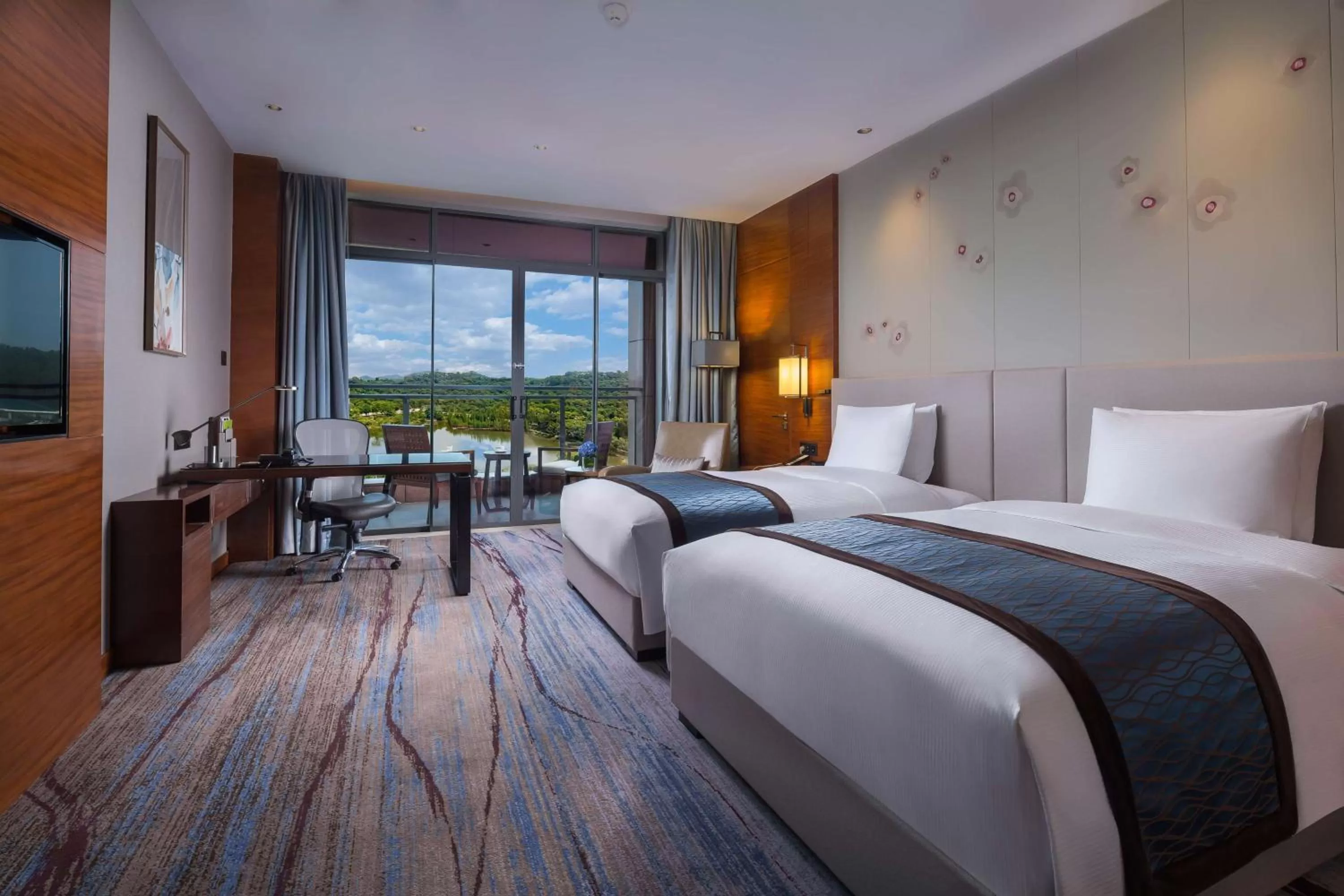 Bedroom, Bed in DoubleTree by Hilton Guangzhou Science City-Free Shuttle Bus Service During Canton Fair Period