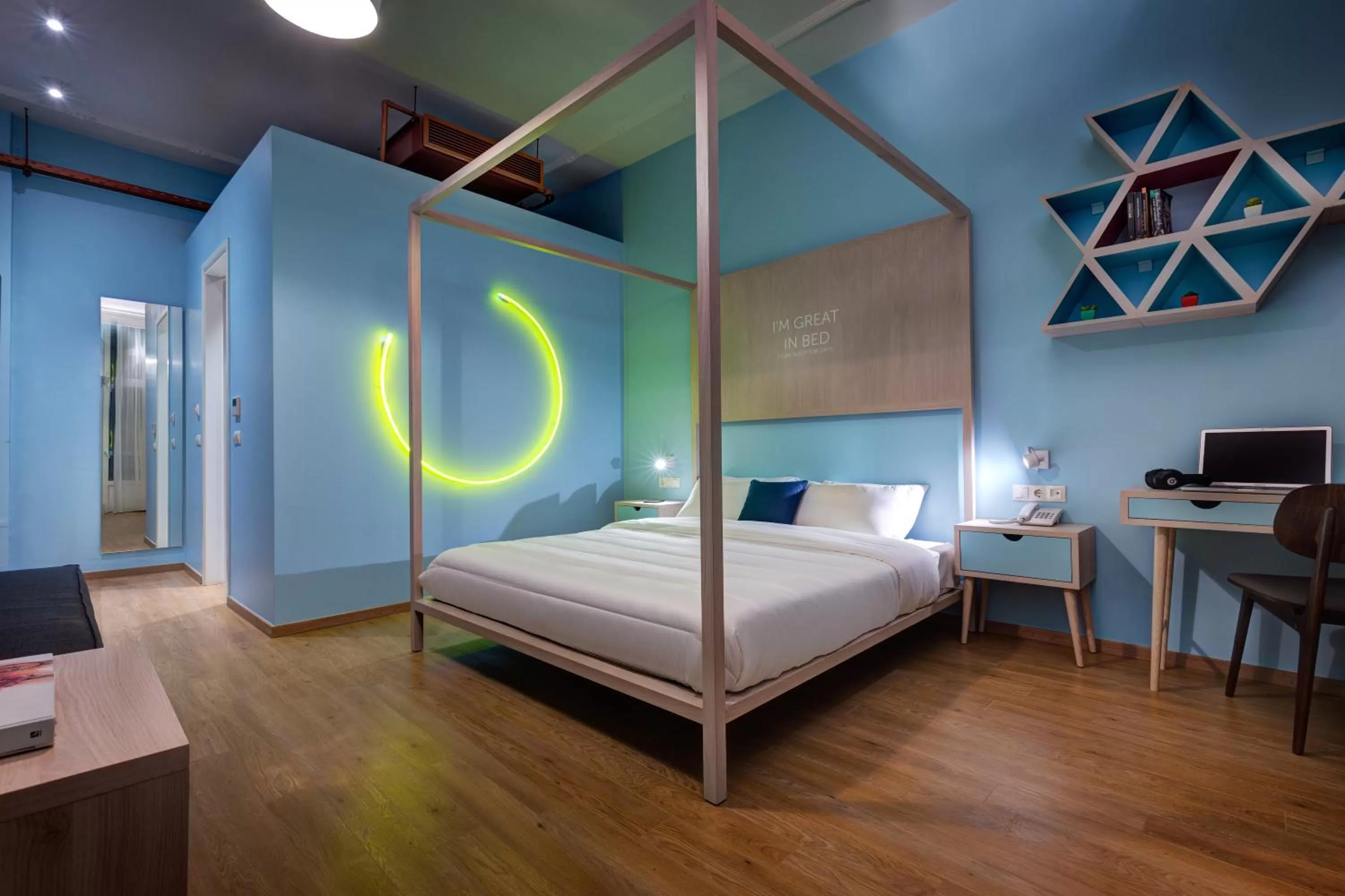 Living room, Bed in Colors Urban Hotel Thessaloniki