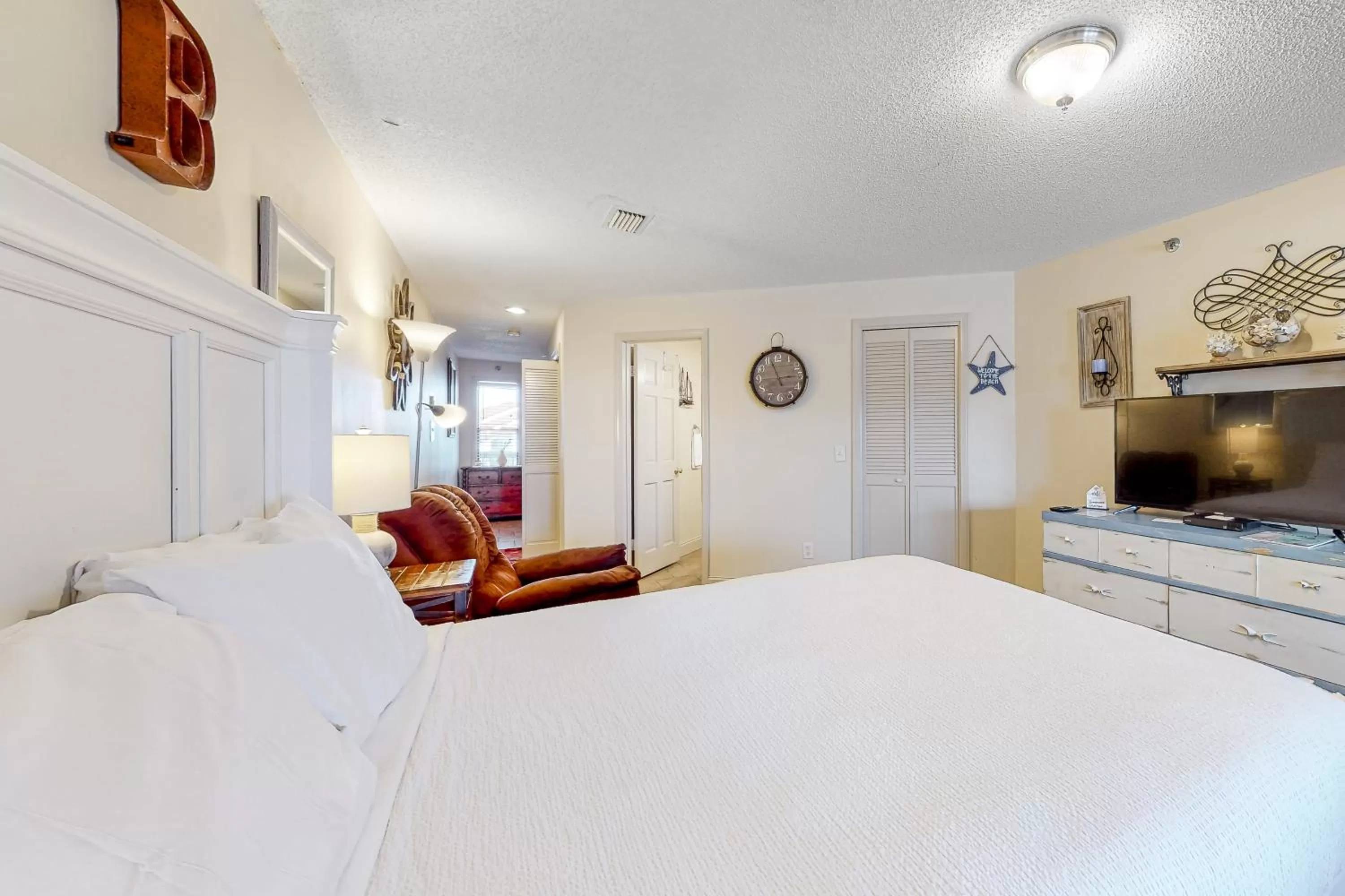 The Inn at St. Thomas Square # 1205B