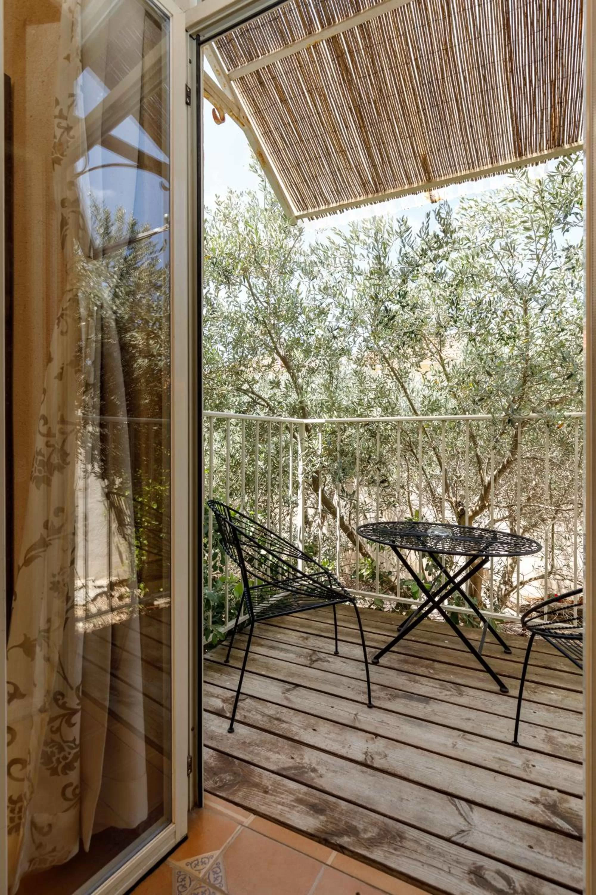 Balcony/Terrace in Smadar Inn