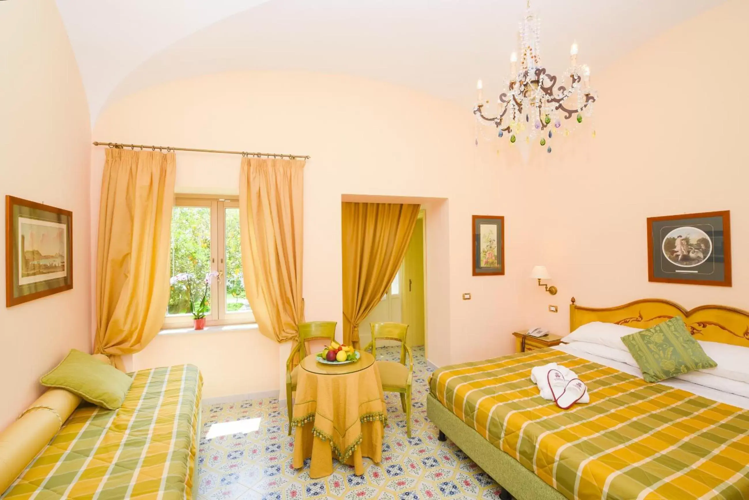 Photo of the whole room, Bed in Hotel Antiche Mura