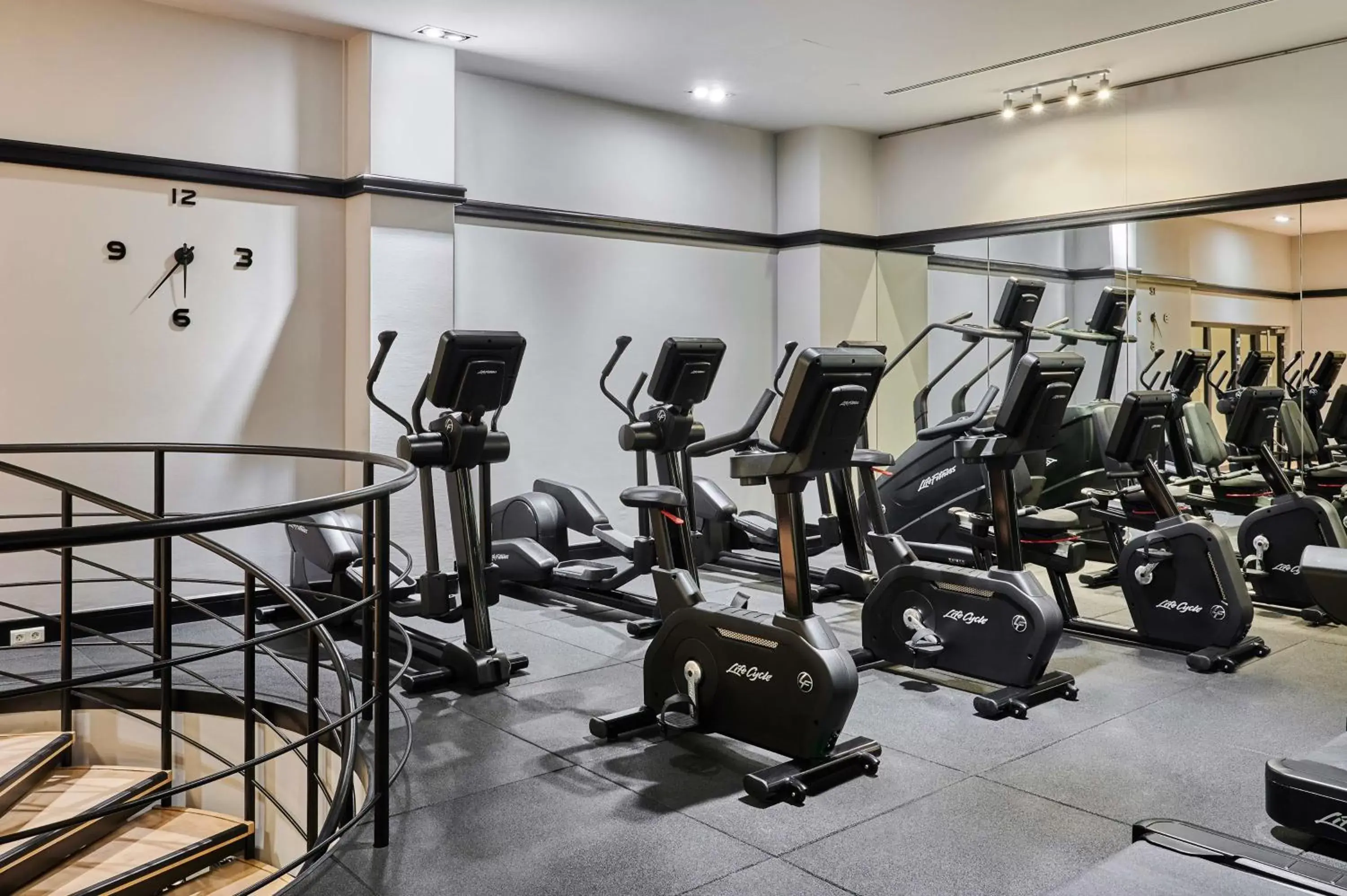 Fitness centre/facilities, Fitness Center/Facilities in Radisson Collection Hotel, Warsaw