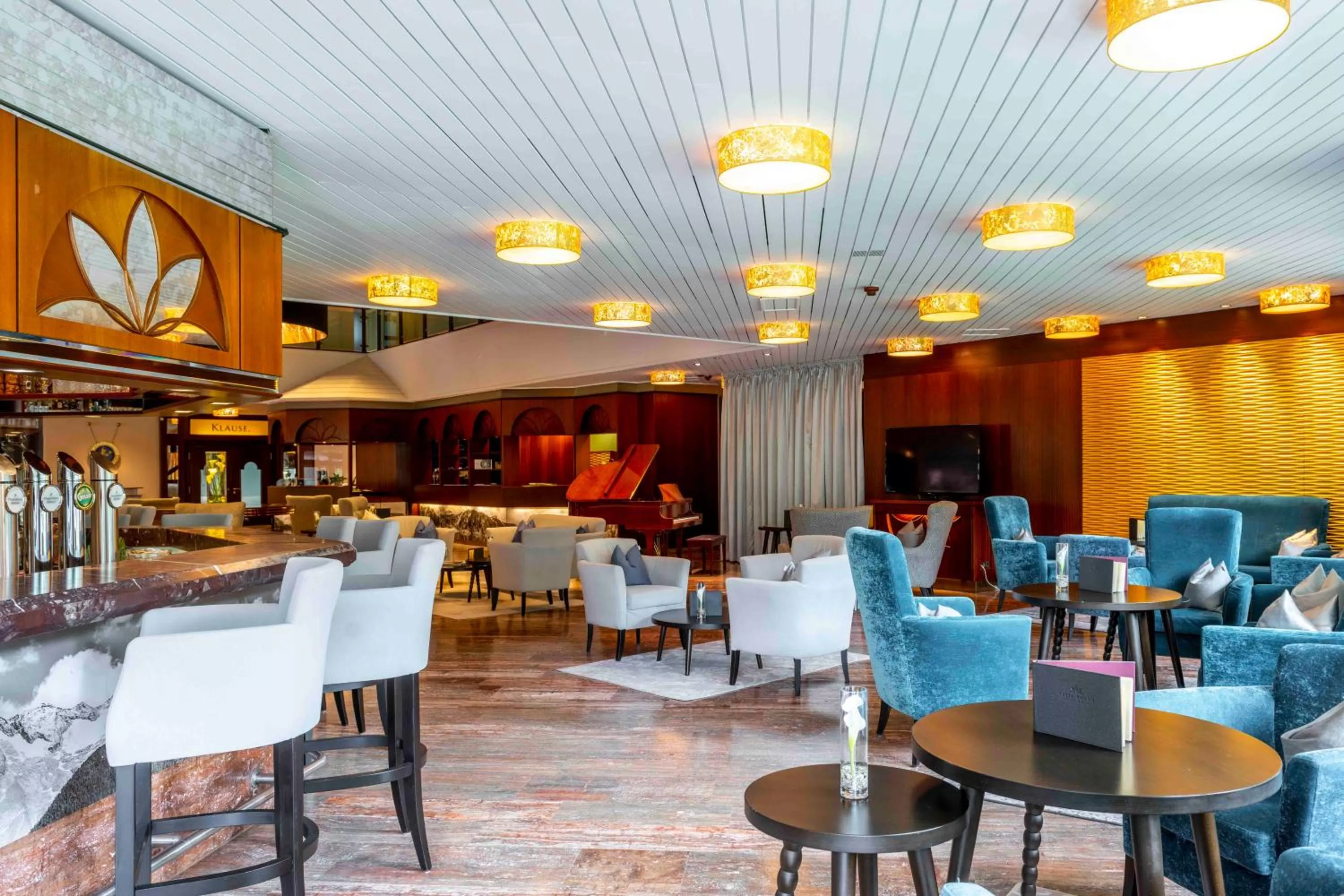 Communal lounge/ TV room in EUROPÄISCHER HOF Bad Gastein