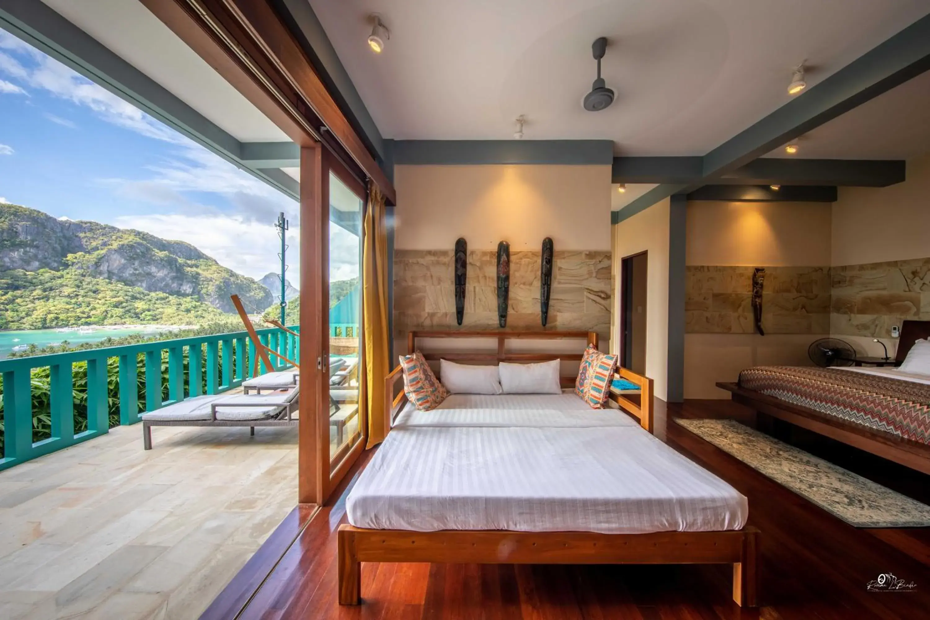 Bed in Karuna El Nido Villas