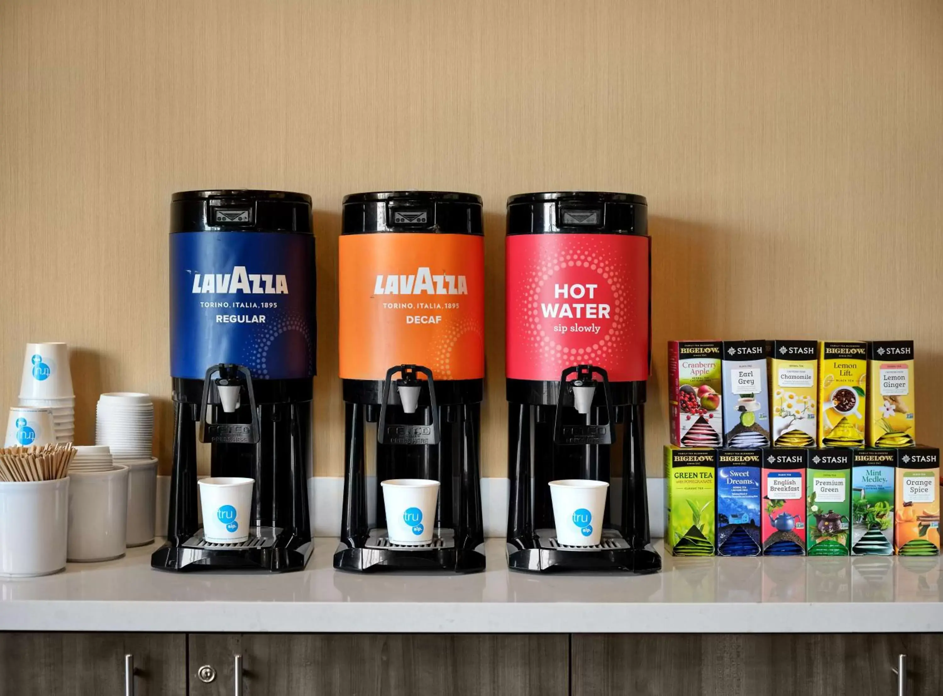 Breakfast in Tru By Hilton Indianapolis Downtown, In Breakfast in Tru By Hilton Indianapolis Downtown, In