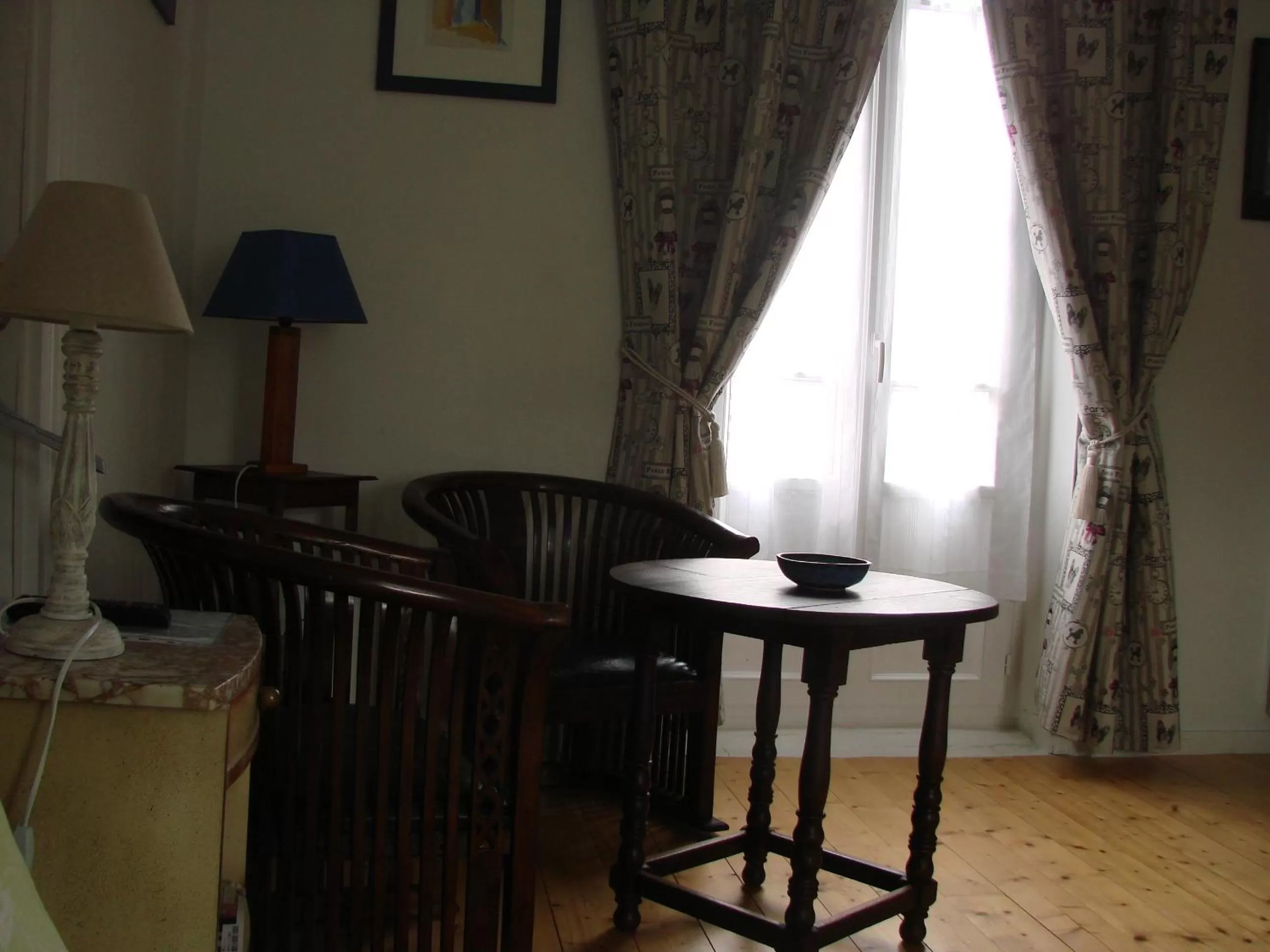 Seating area in Chambres de Condate