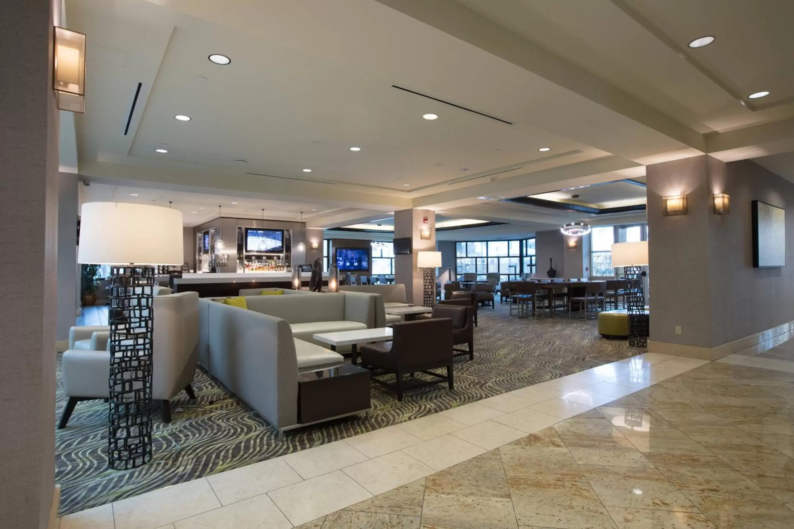 Photo of the whole room in Bakersfield Marriott at the Convention Center