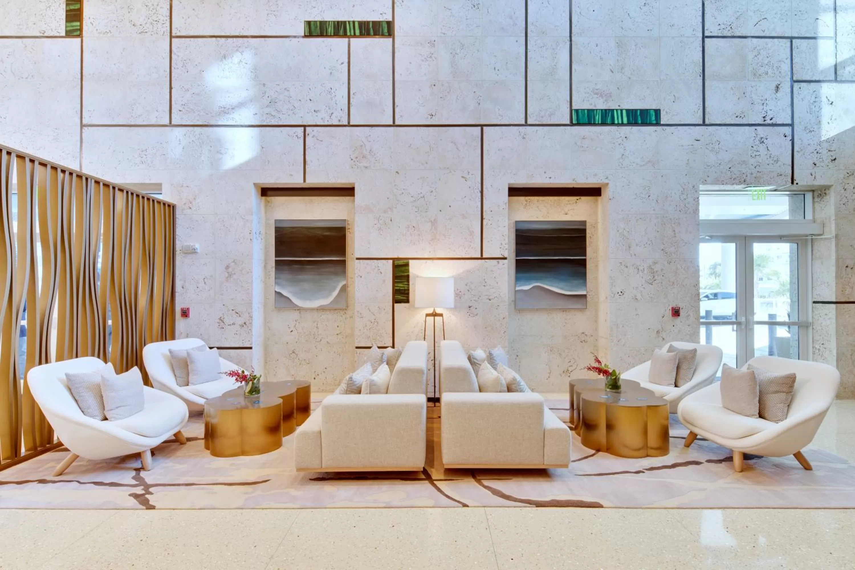 Lobby or reception in Carillon Miami Wellness Resort