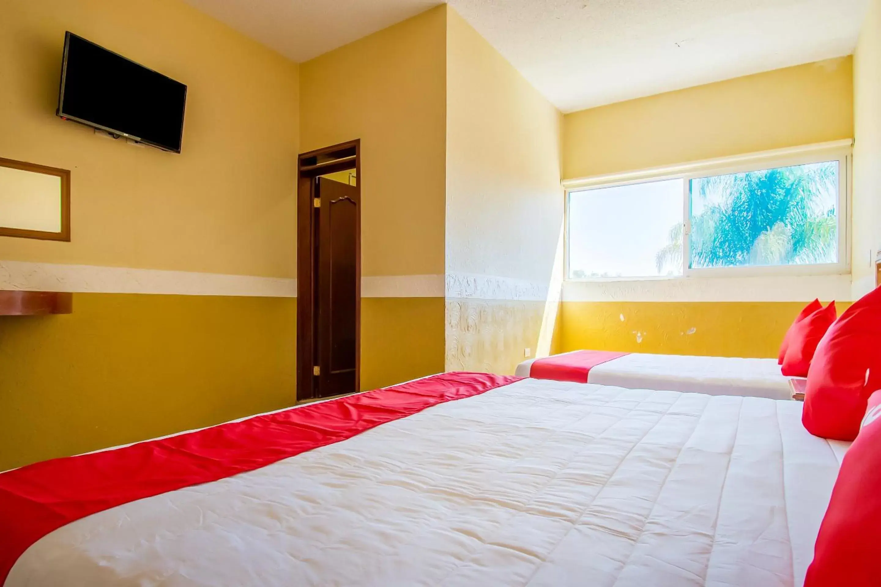 Bedroom, Bed in OYO Hotel Morelos, Villa Hidalgo