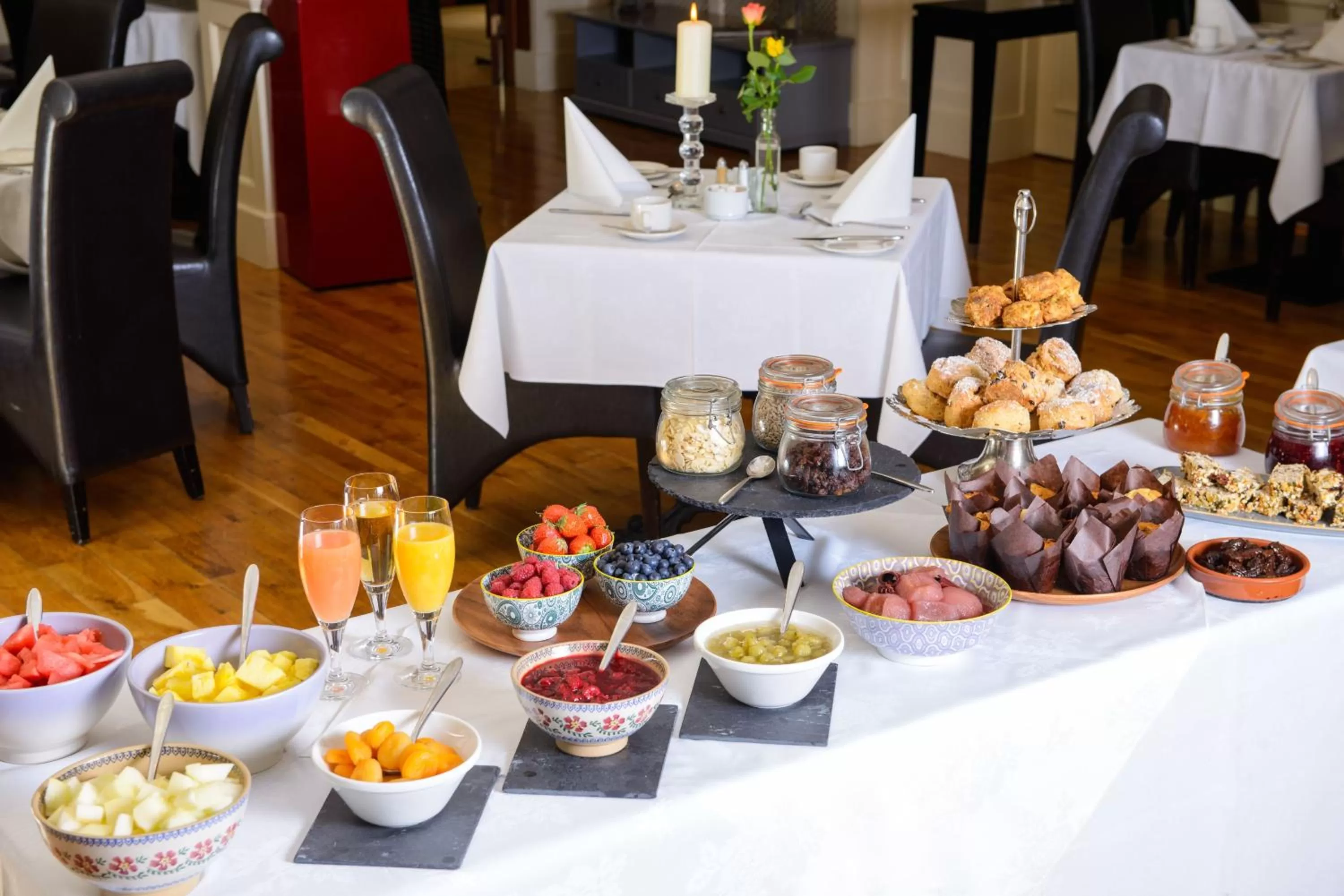 Food and drinks in Brook Lane Hotel