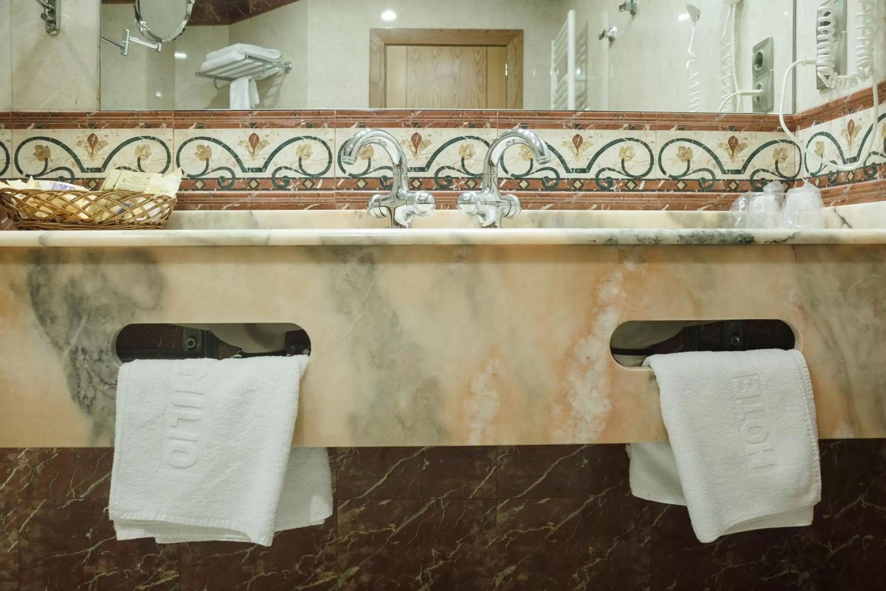 Bathroom in Hotel Restaurante Emilio