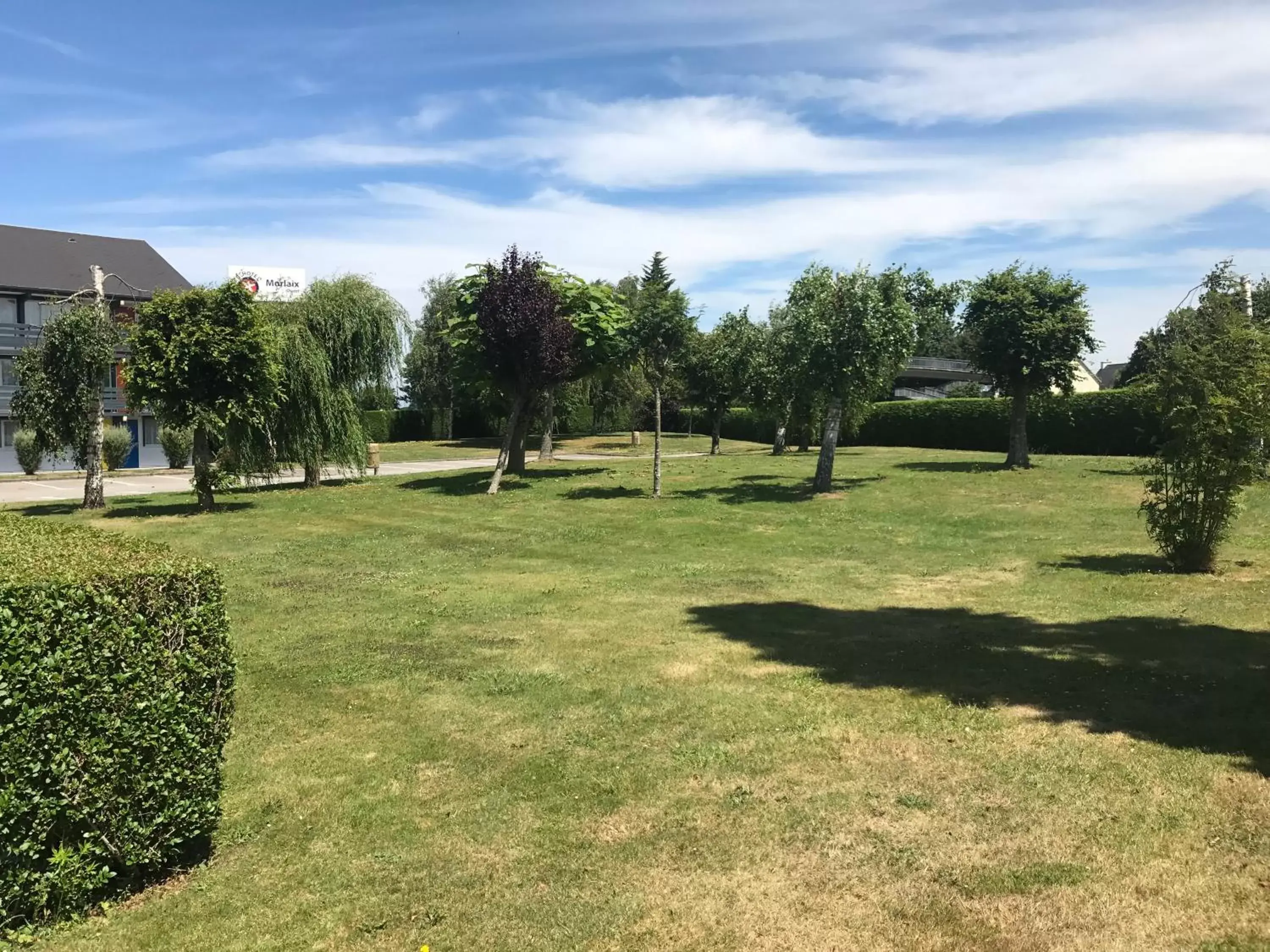 Garden in BRIT HOTEL Confort MORLAIX